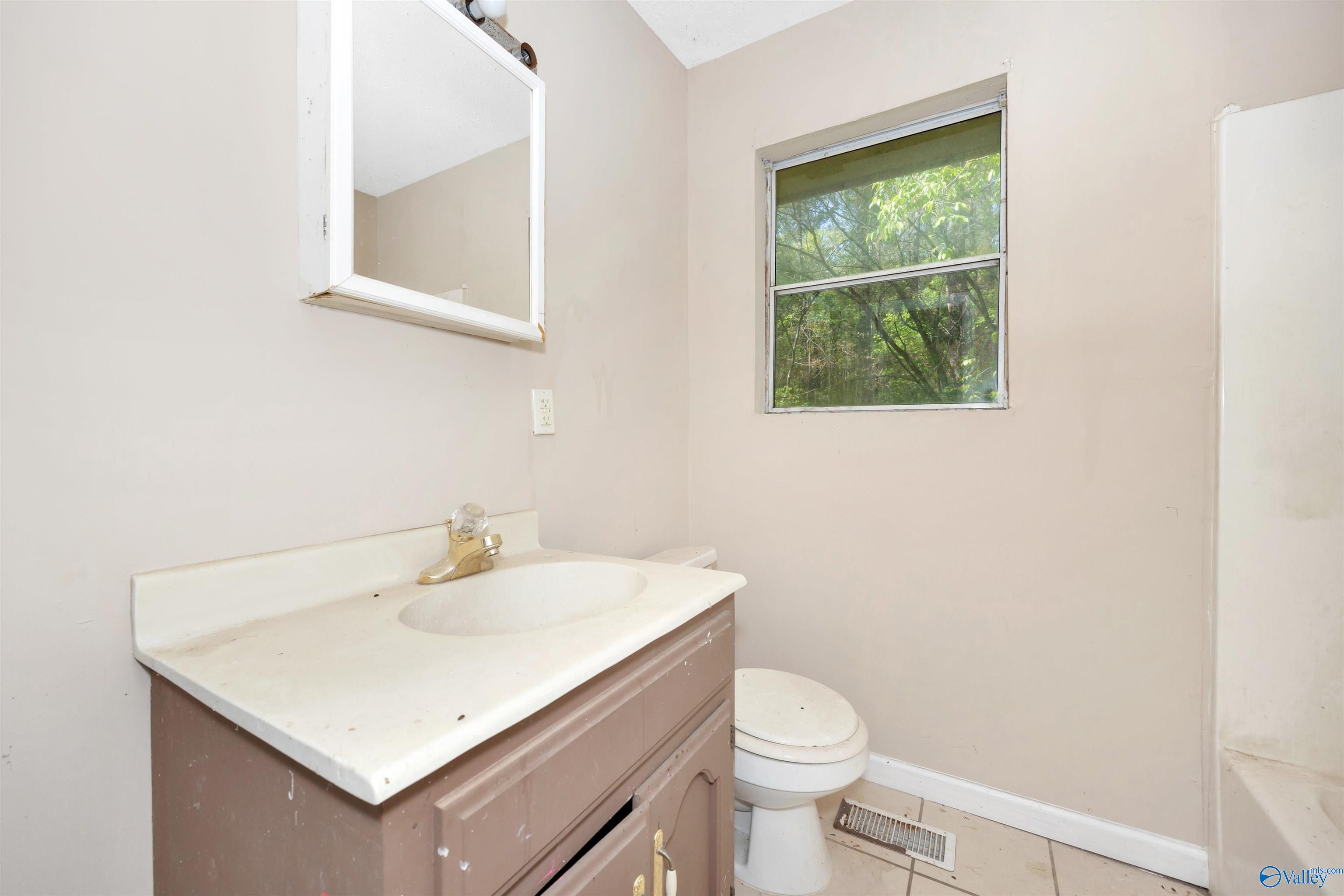 3801 Valleydale Road, Huntsville, Alabama image 16