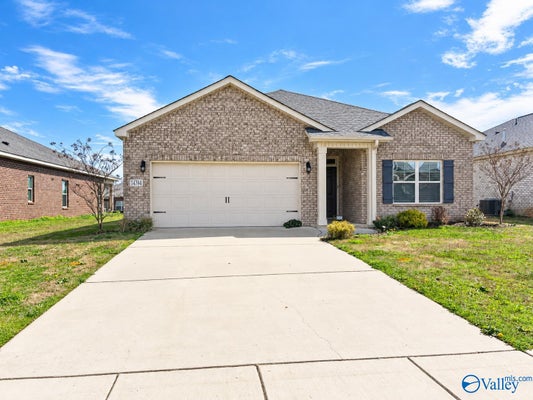 14794 NORFLEET DR, ATHENS, AL 35613 - Image 0c8e429482a3e5c6b614246a35b4a3df/186826860