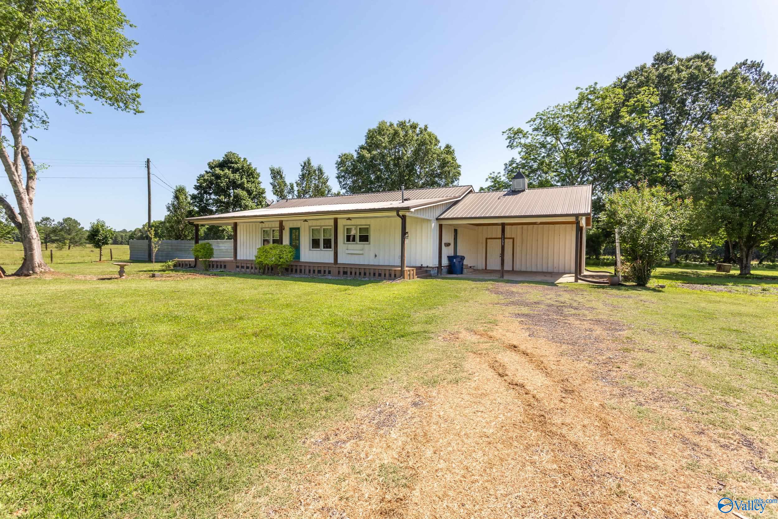 1133 Canoe Creek Road, Rainbow City, Alabama image 3