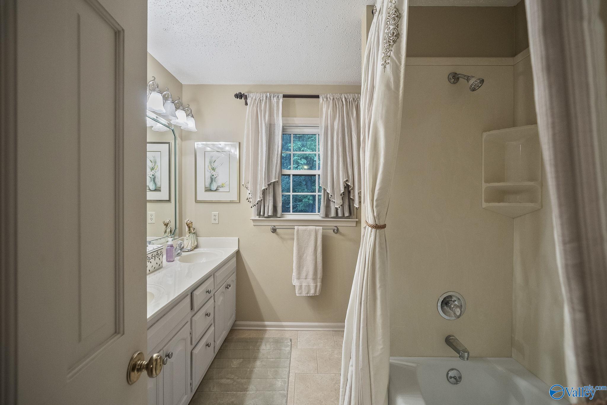 1207 Chandler Road, Huntsville, Alabama image 32