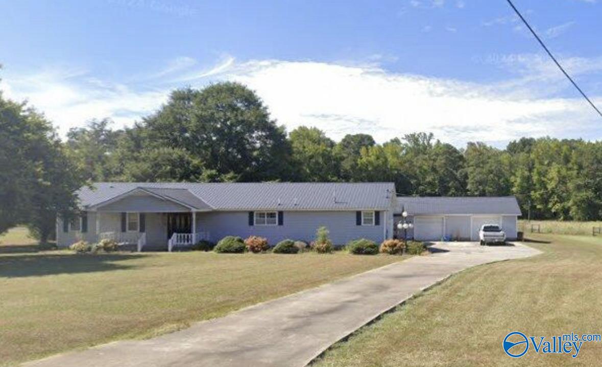 440 Parkway Drive, Boaz, Alabama image 1