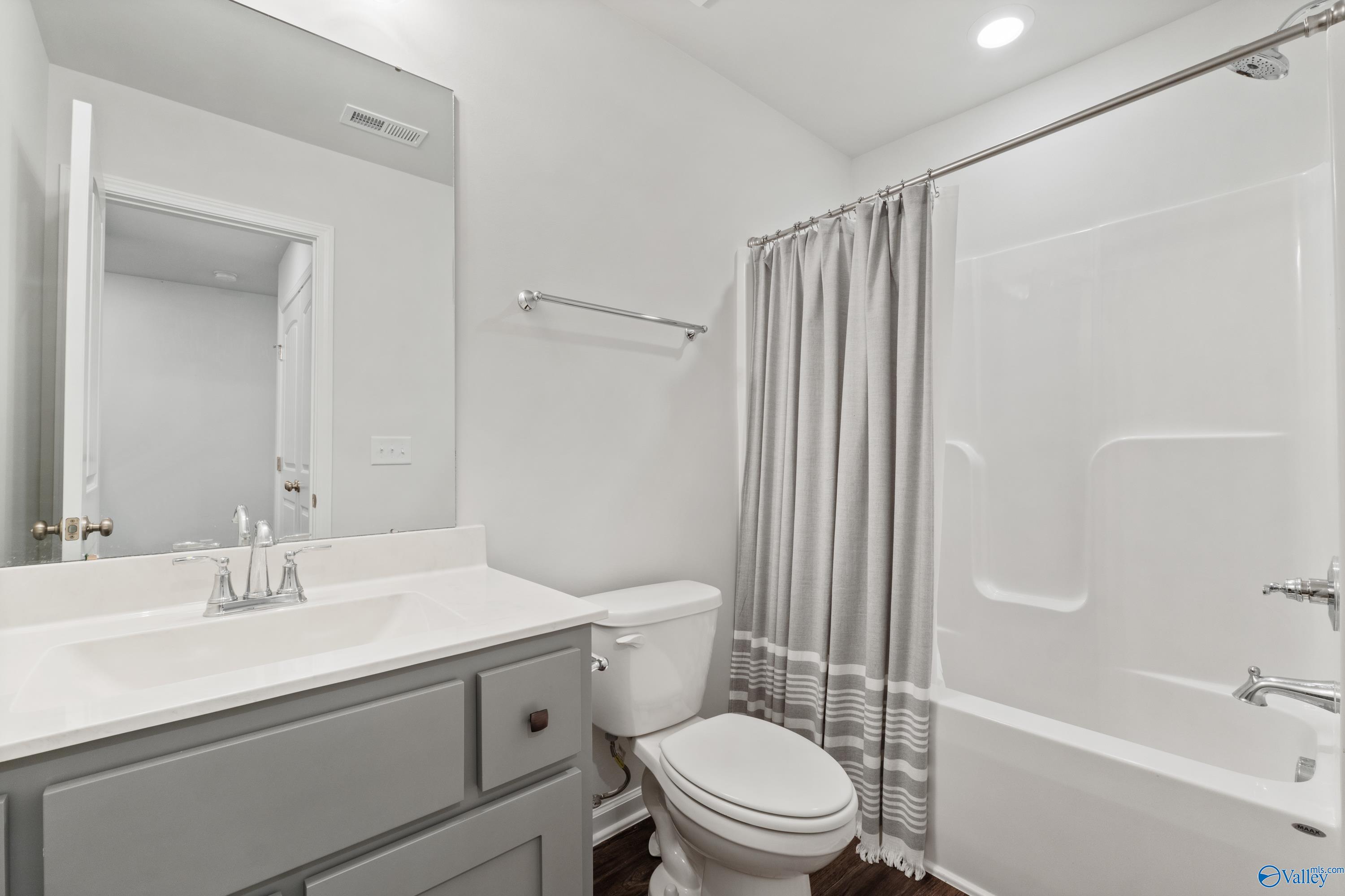 138 Barlow Way, Owens Cross Roads, Alabama image 32