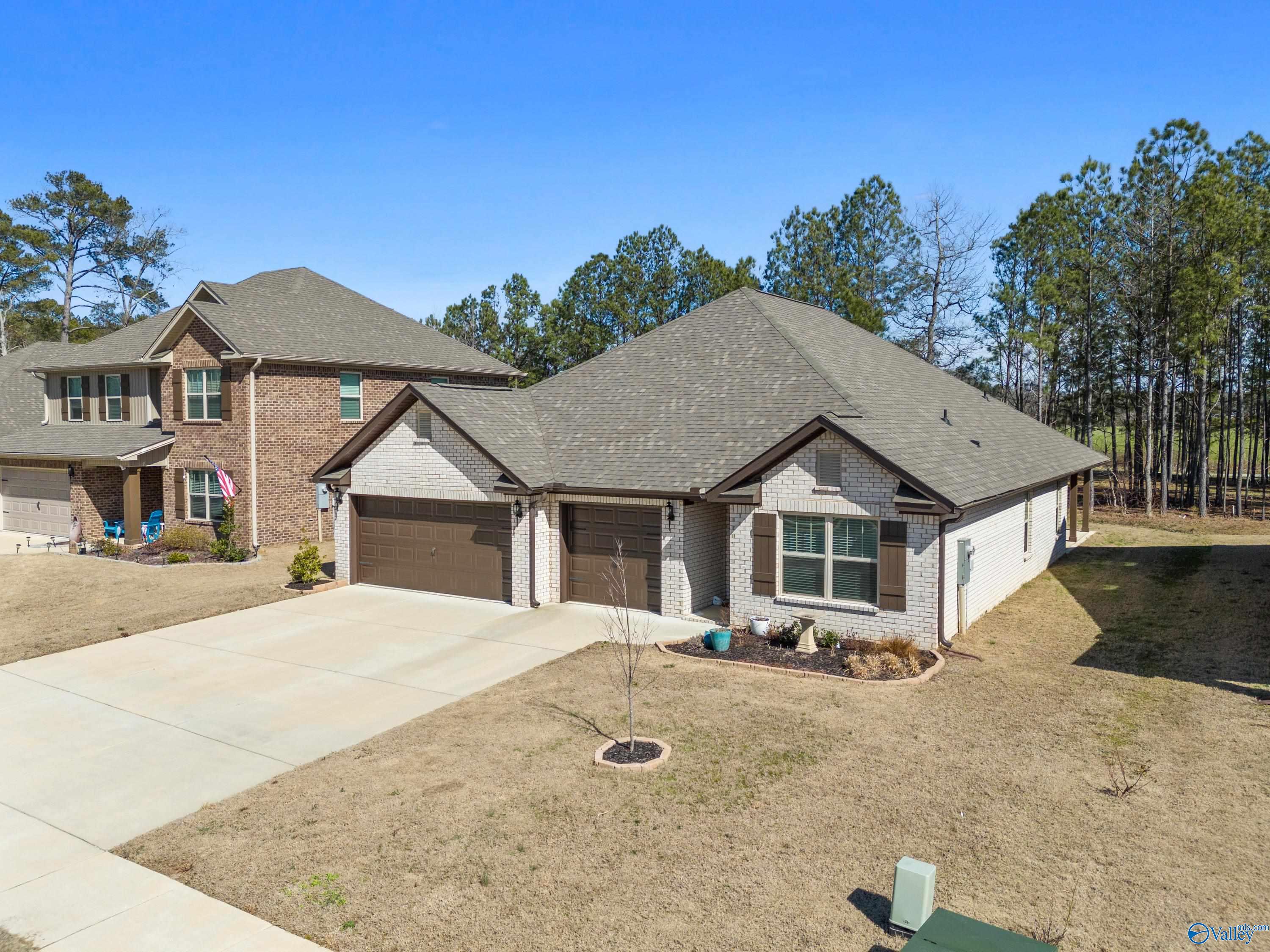 138 Barlow Way, Owens Cross Roads, Alabama image 3