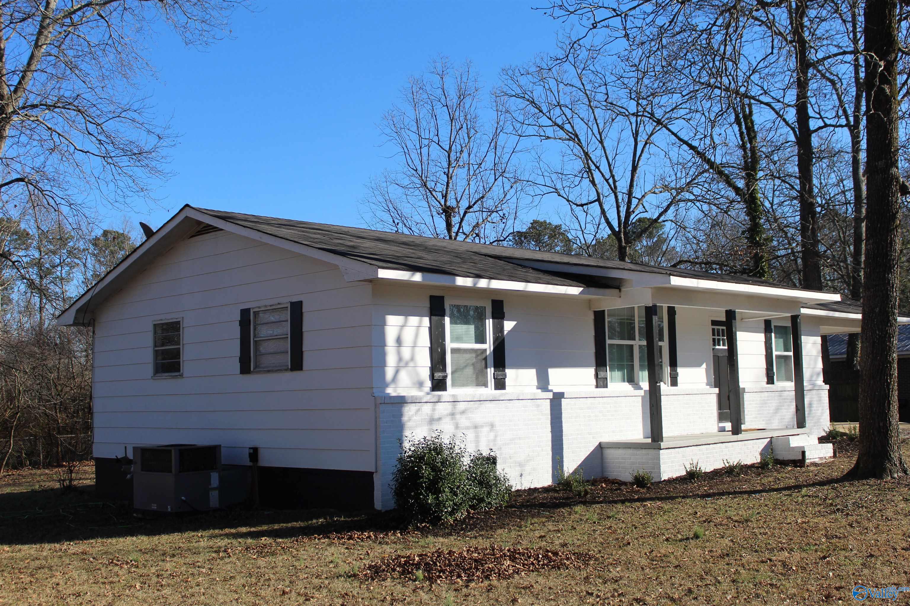 121 Third Avenue, Rainsville, Alabama image 2