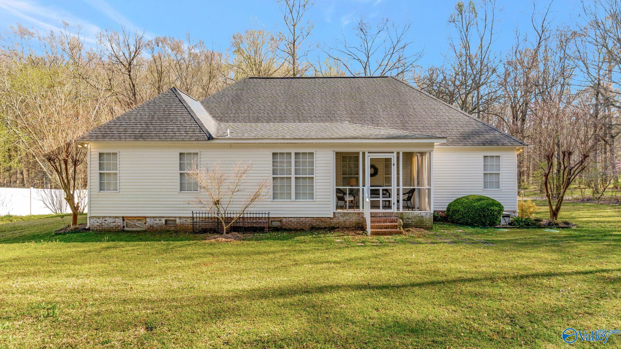 332 Bow Range Road, Guntersville, Alabama image 27
