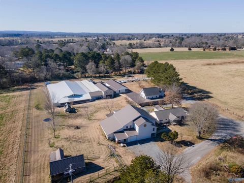 662 County Road 655 Hanceville AL 35077
