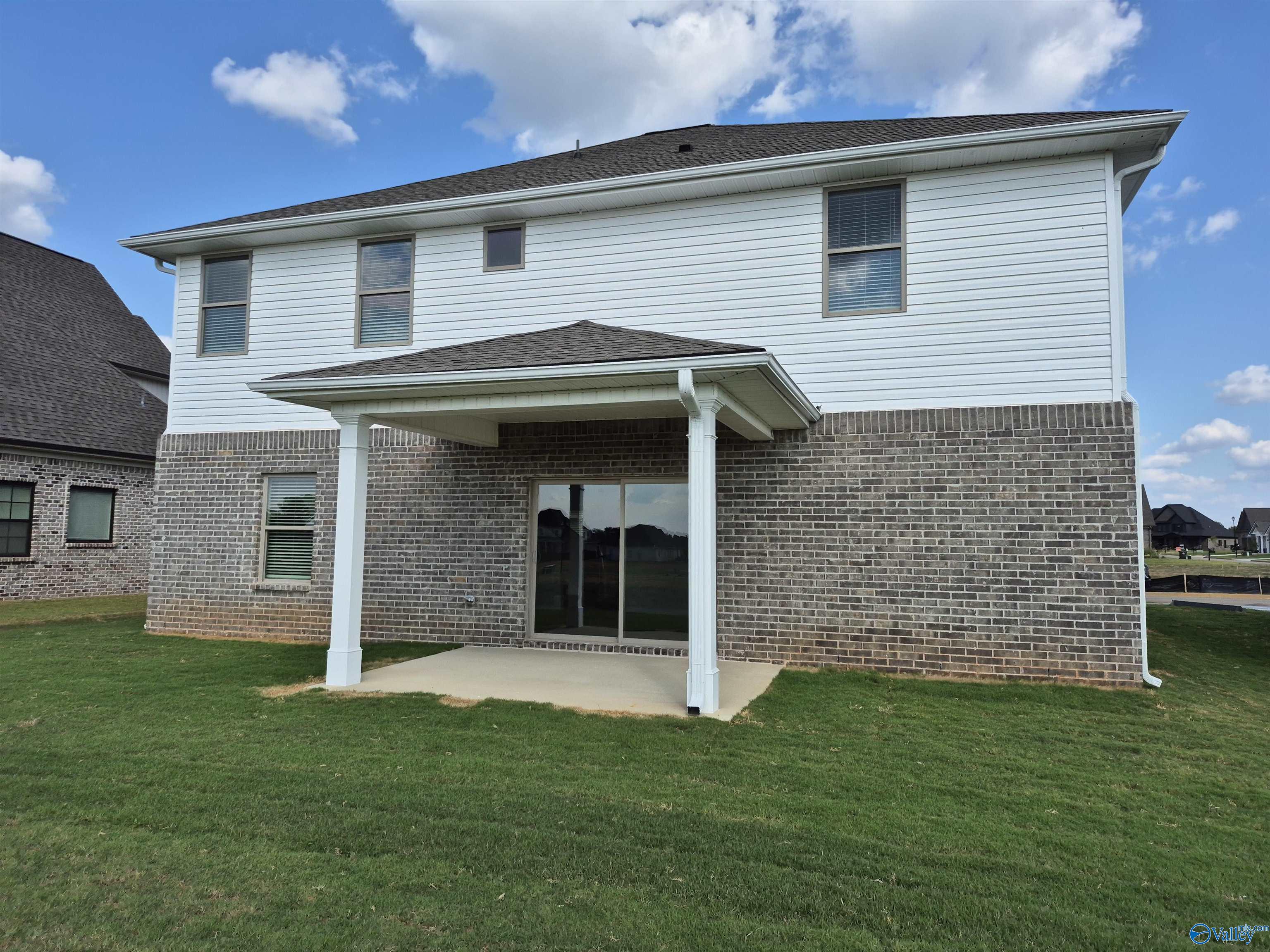 16907 Whispering Pines