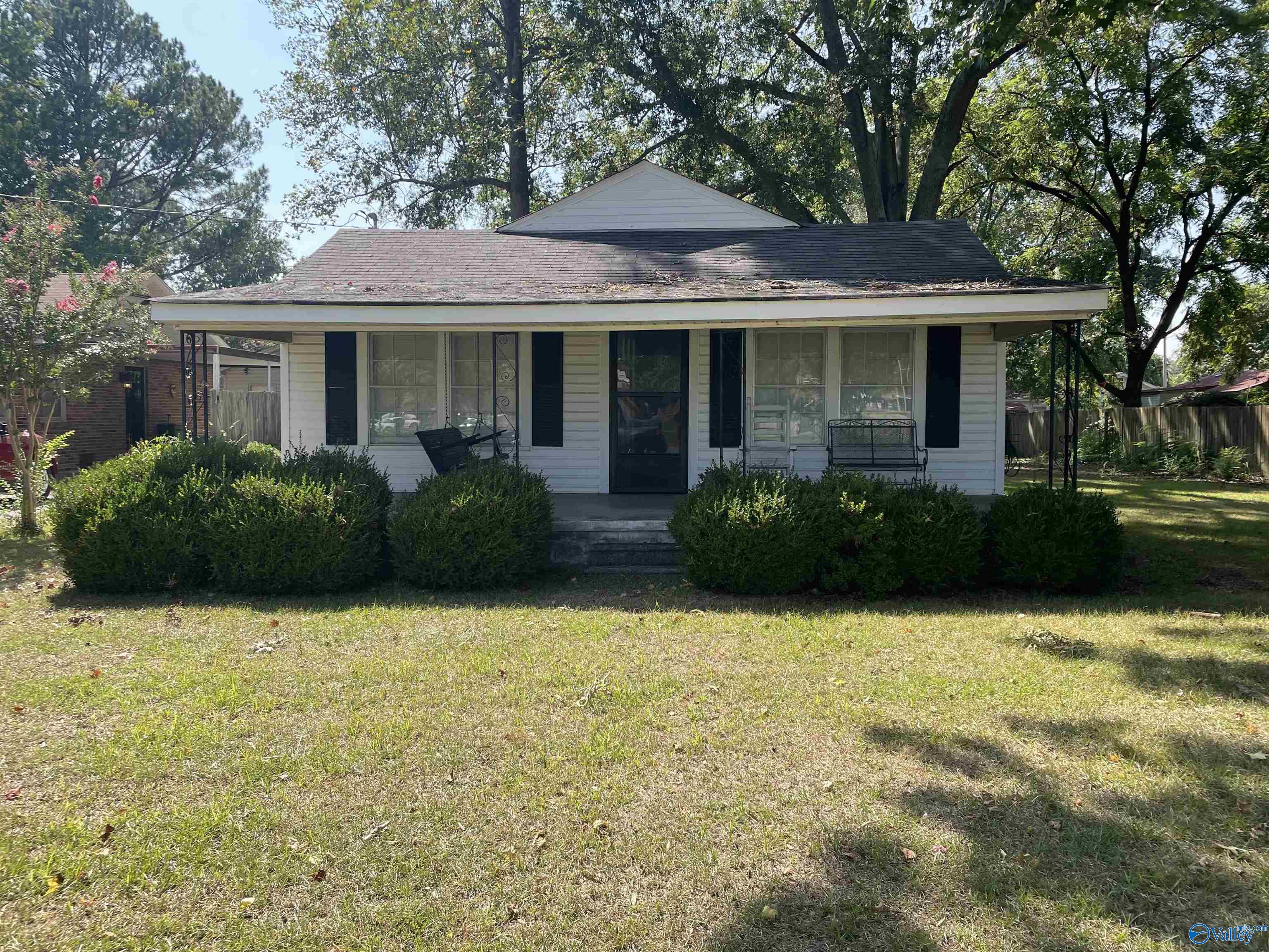 2305 Clara Avenue, Decatur, Alabama image 1