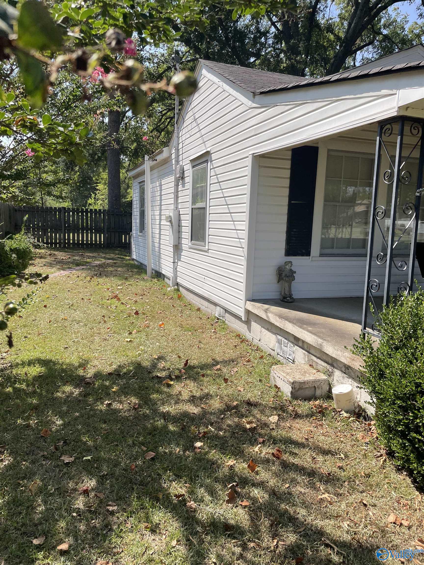 2305 Clara Avenue, Decatur, Alabama image 2