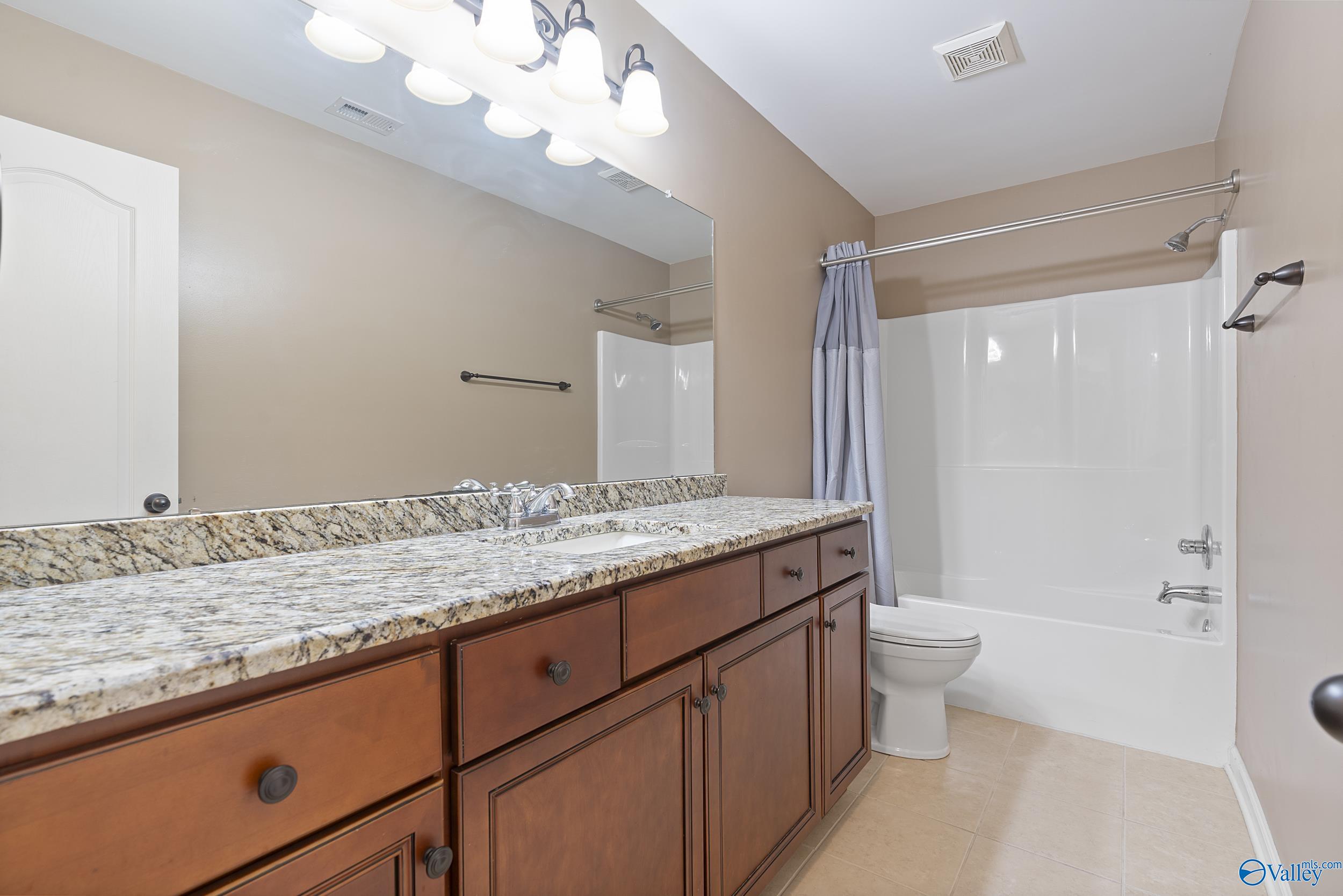 108 Landings Way Drive, Toney, Alabama image 19