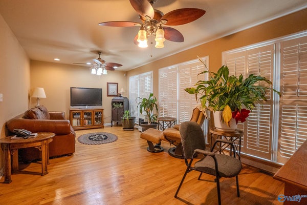2220 JEFFERSON ST, COURTLAND, AL 35618 - Image 0df4268146ce52e96efeca5302bc34a2/1704358936