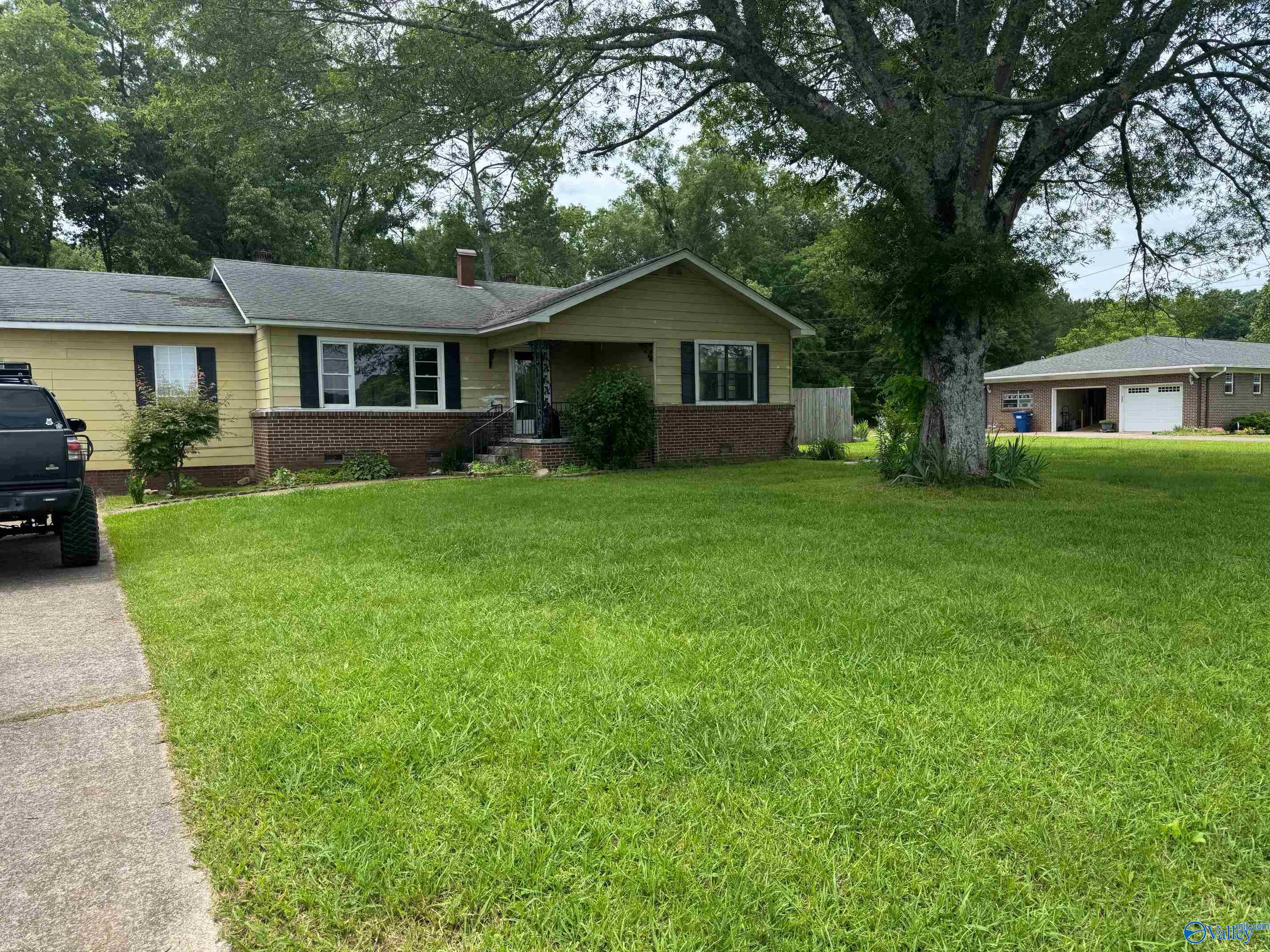 1015 Anderson Road, Gadsden, Alabama image 1