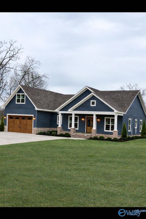 Photo of 28 Echota Ridge, Grant, AL 35747 (MLS # 21909212)