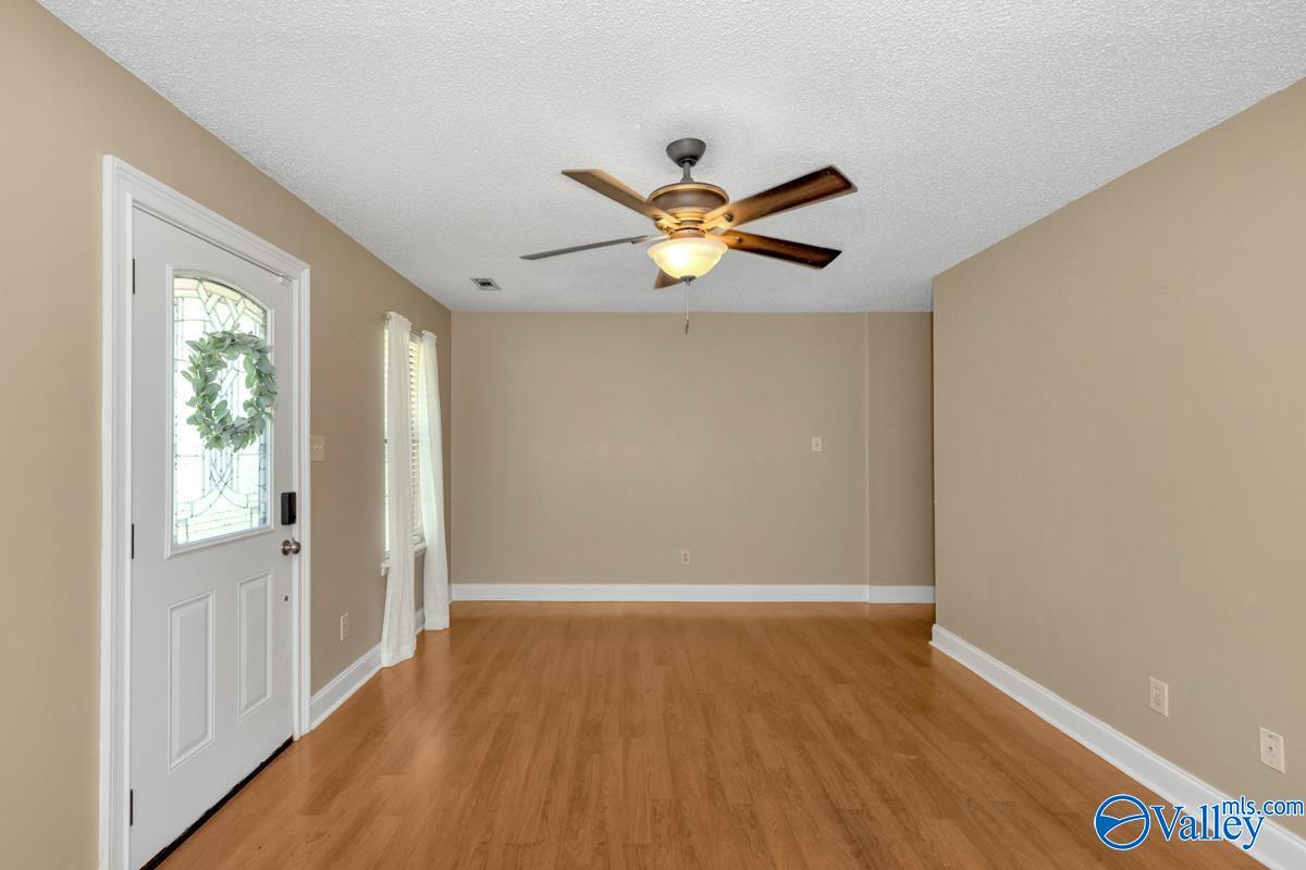 2911 Frost Drive, Decatur, Alabama image 6