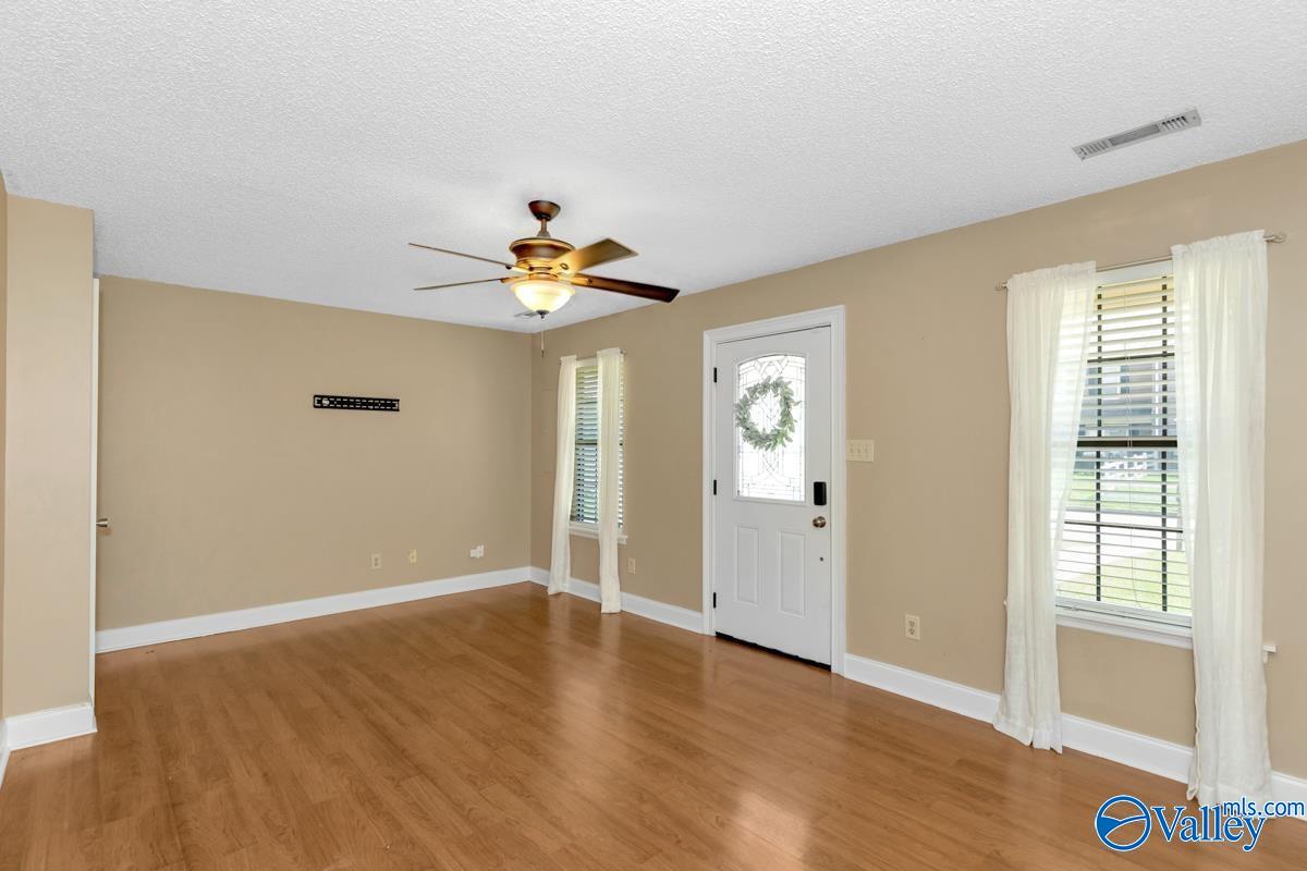 2911 Frost Drive, Decatur, Alabama image 7