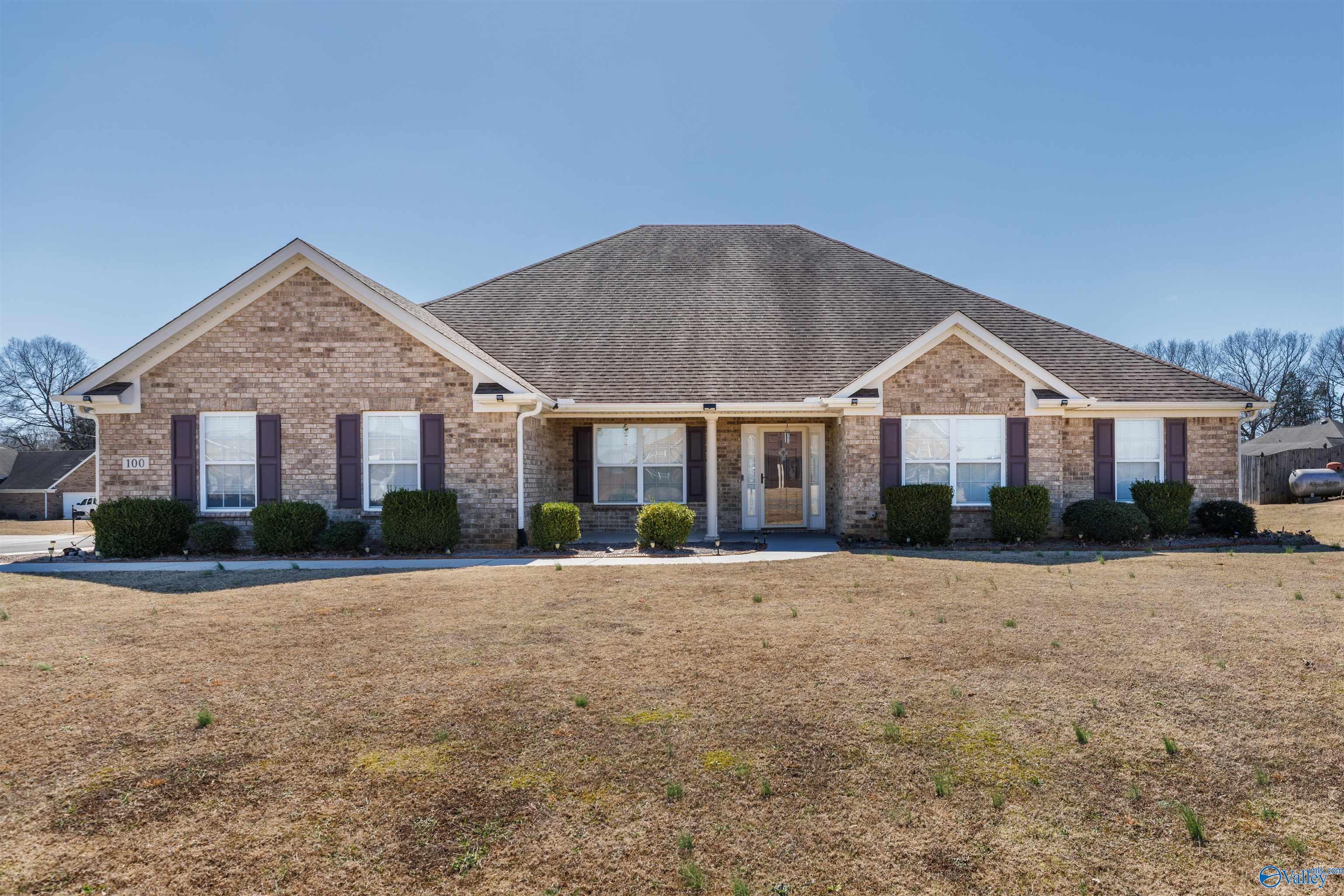 100 Glenfield Court, Huntsville, Alabama image 1
