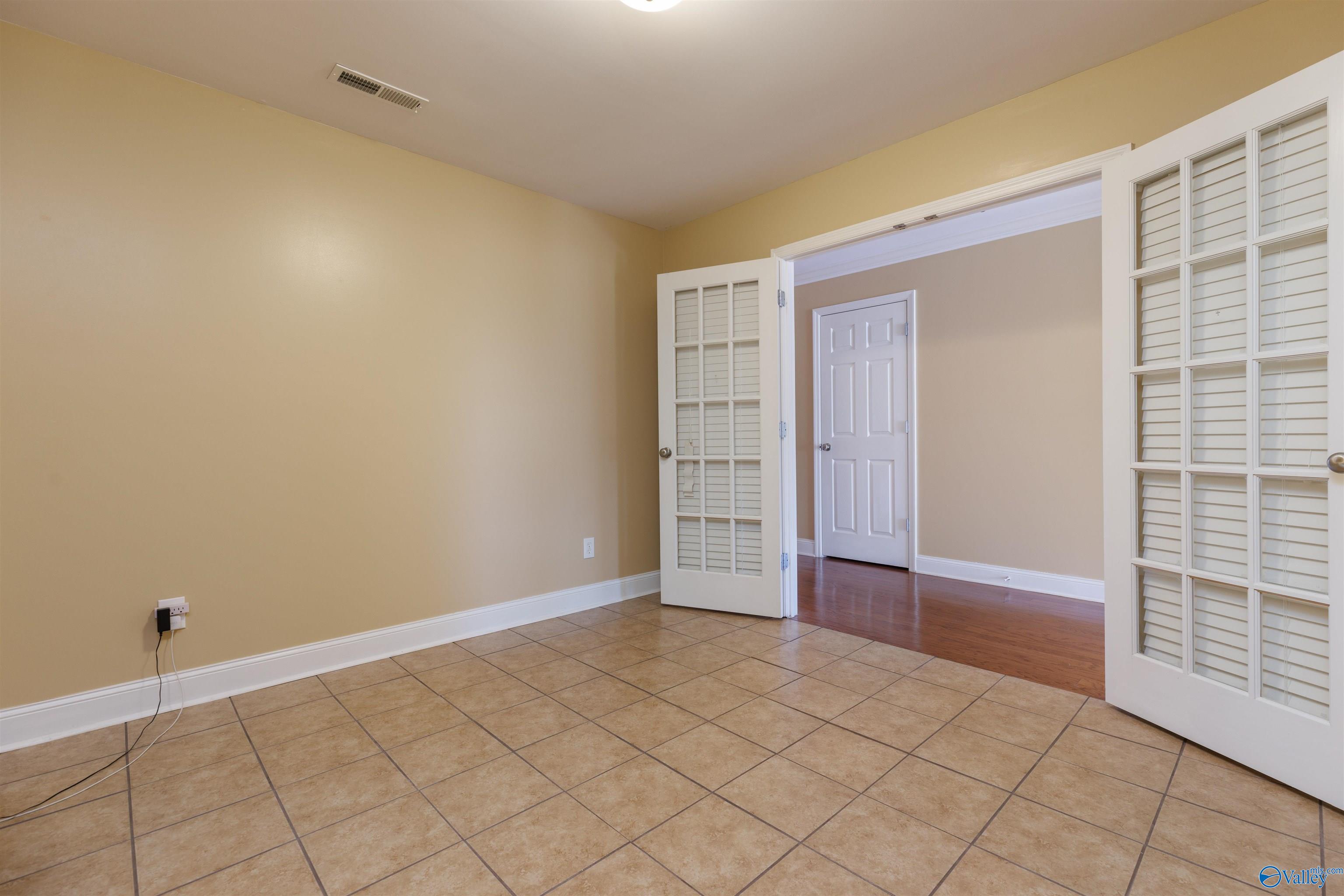 100 Glenfield Court, Huntsville, Alabama image 9