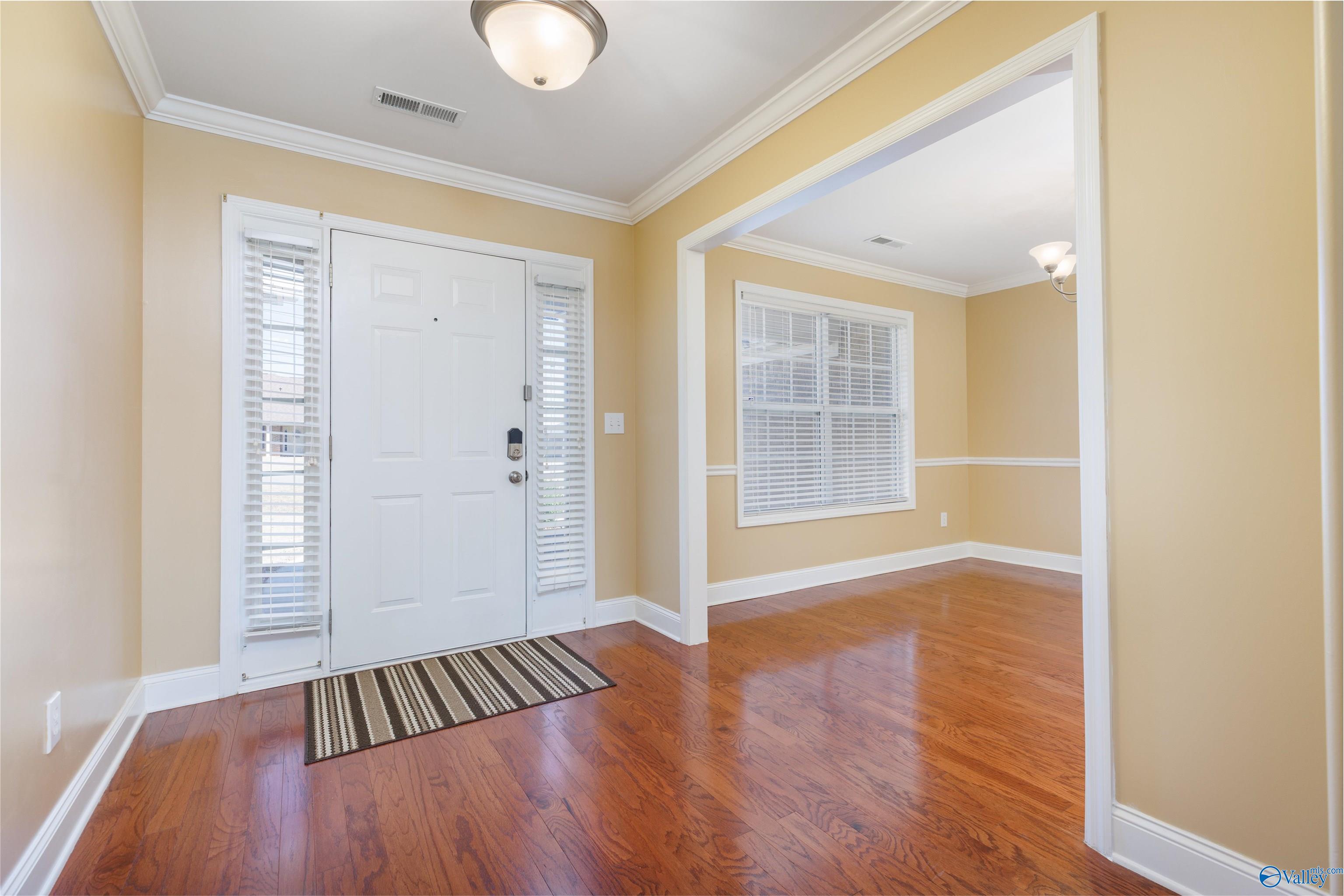 100 Glenfield Court, Huntsville, Alabama image 2