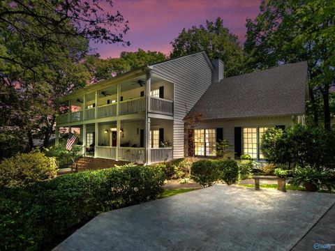 Homes For Sale - 1403 Bramblewood Drive<br/> Madison County, Huntsville, AL 35801