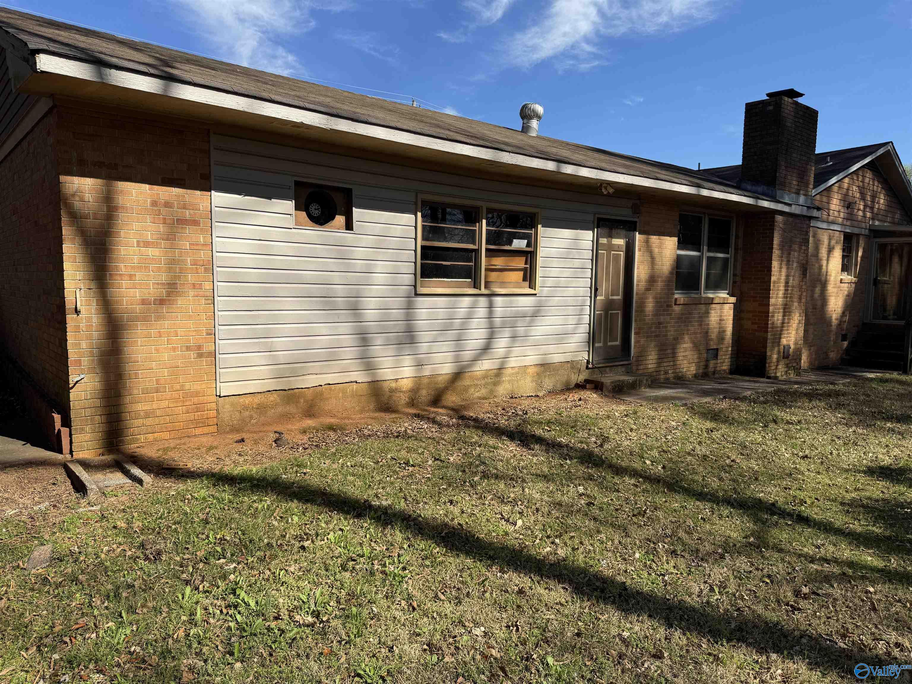 3202 Whitesburg Drive, Huntsville, Alabama image 2