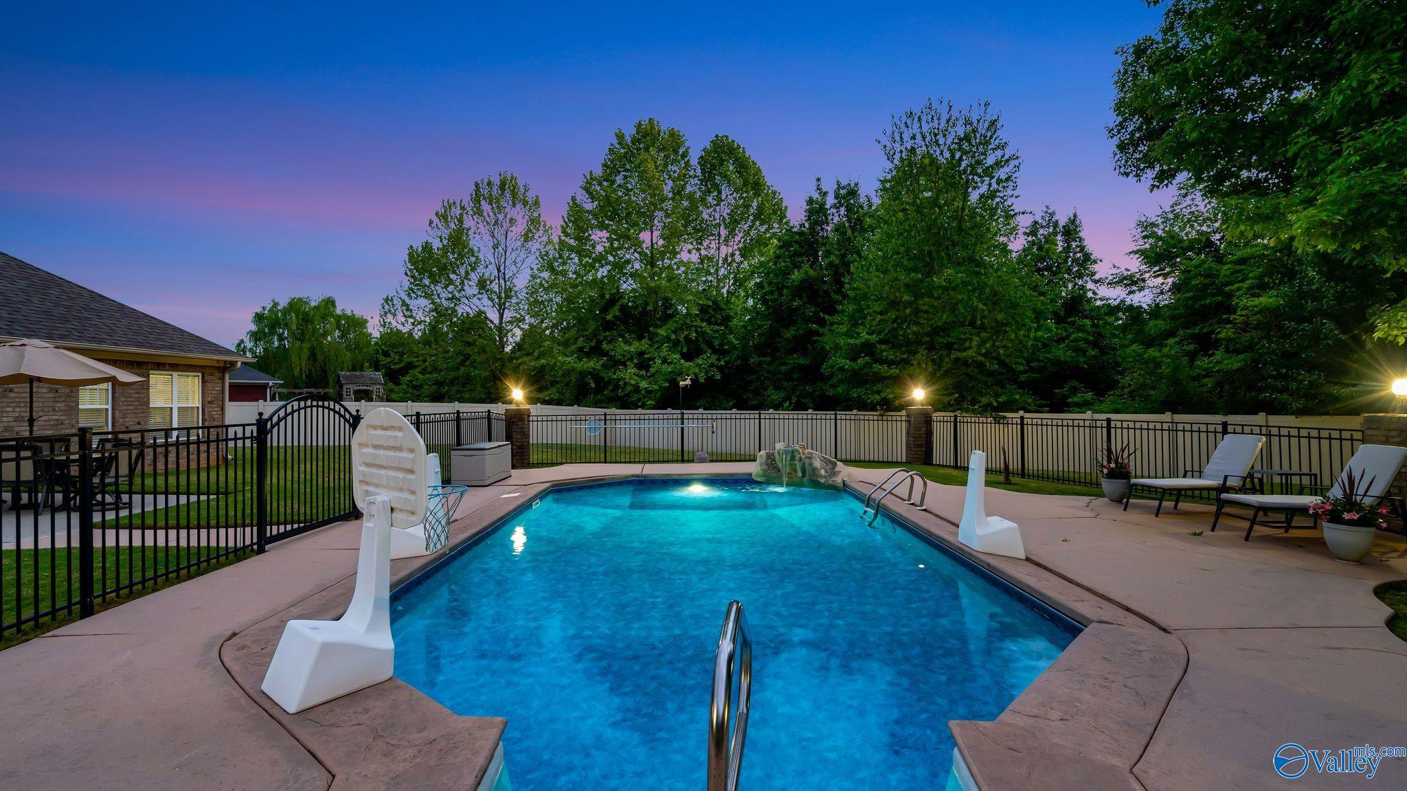 142 Appleberry Lane, Harvest, Alabama image 2