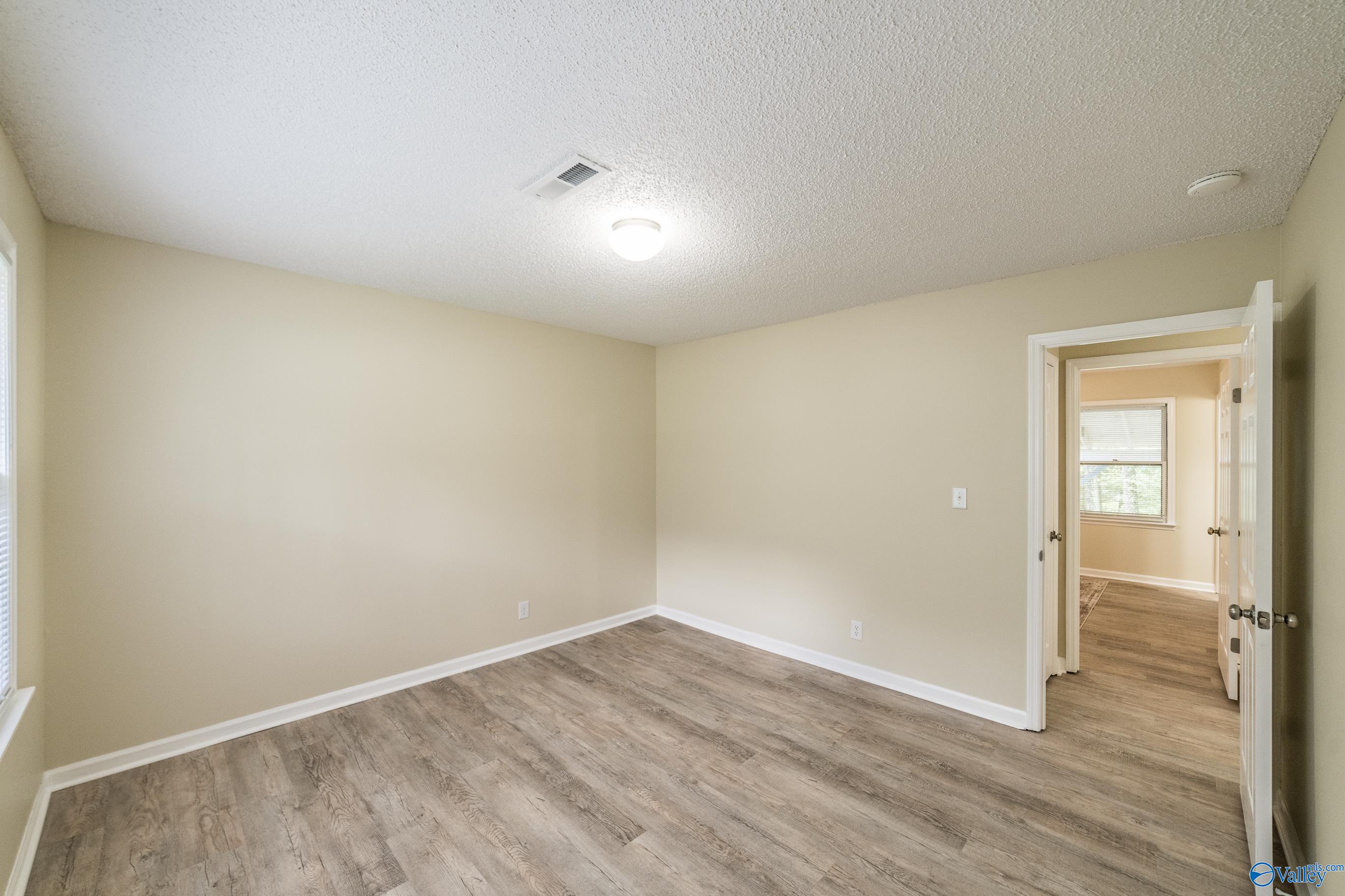 13904 SW Wyandotte Drive, Huntsville, Alabama image 19