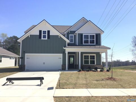 Photo of 2020 Raspberry Lane, Cullman, AL 35055 (MLS # 21912689)