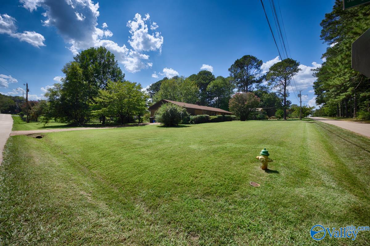 818 Dellwood Road SE