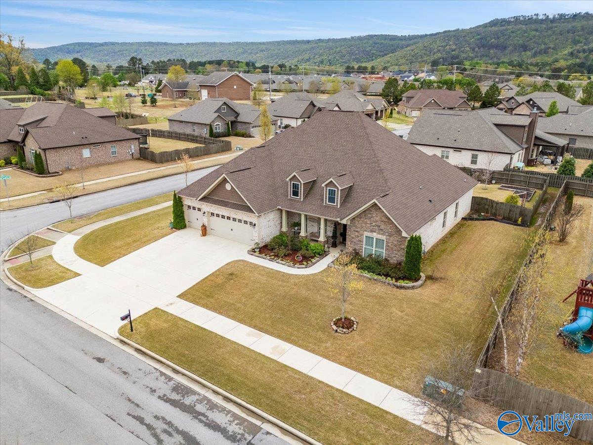 7602 Stillhaven Court, Owens Cross Roads, Alabama image 5