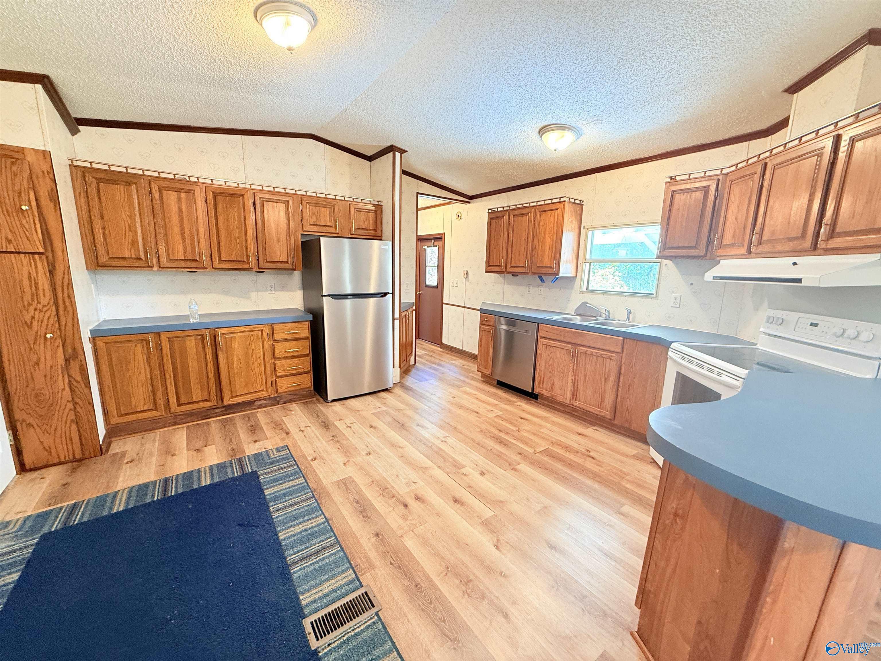 26 Hickory Circle