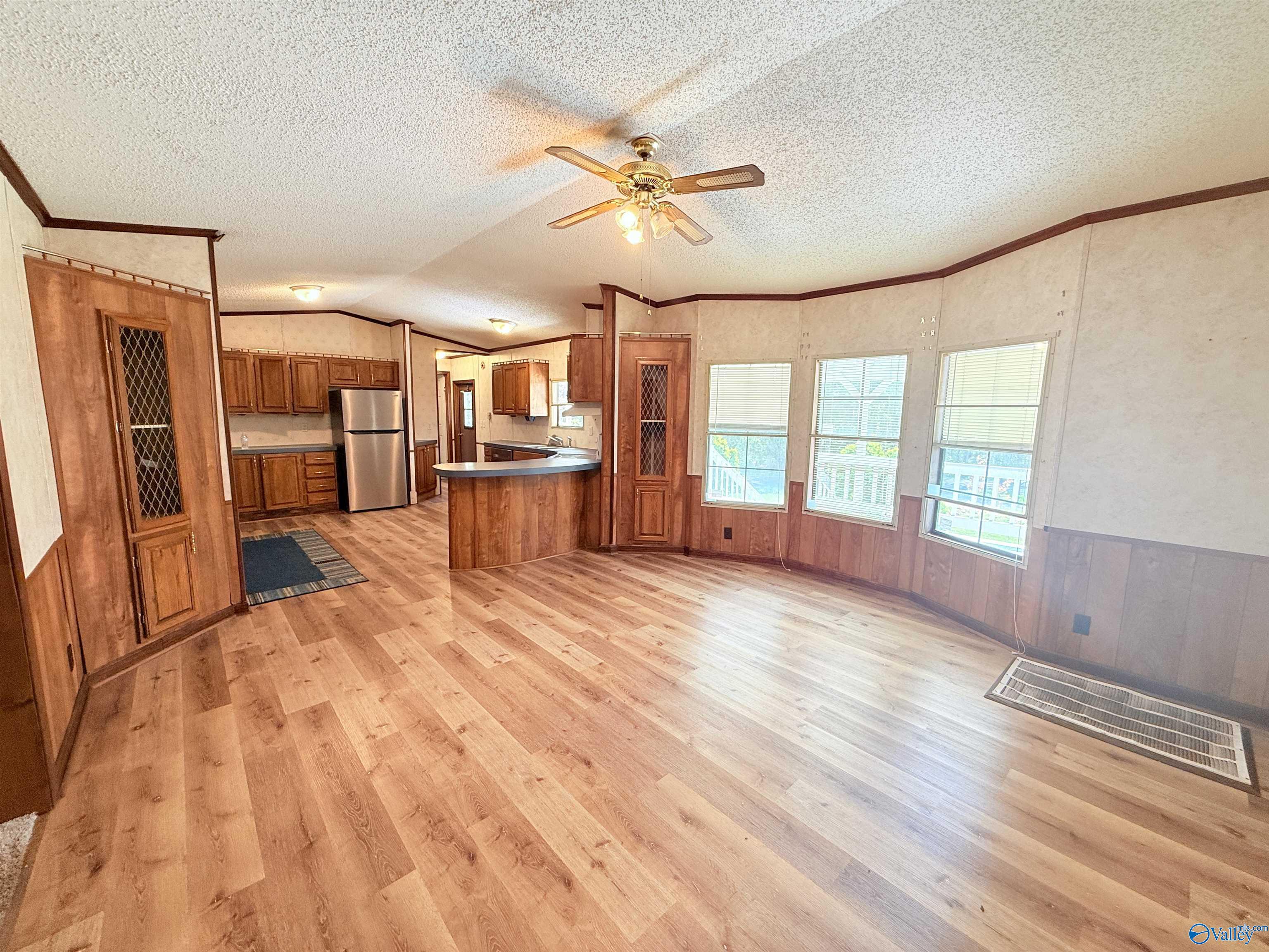 26 Hickory Circle