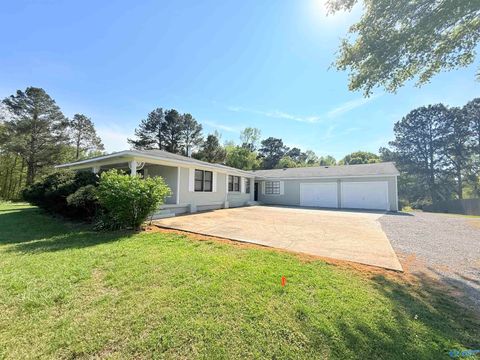 Homes For Sale - 26 Hickory Circle<br/> Marshall County, Union Grove, AL 35175