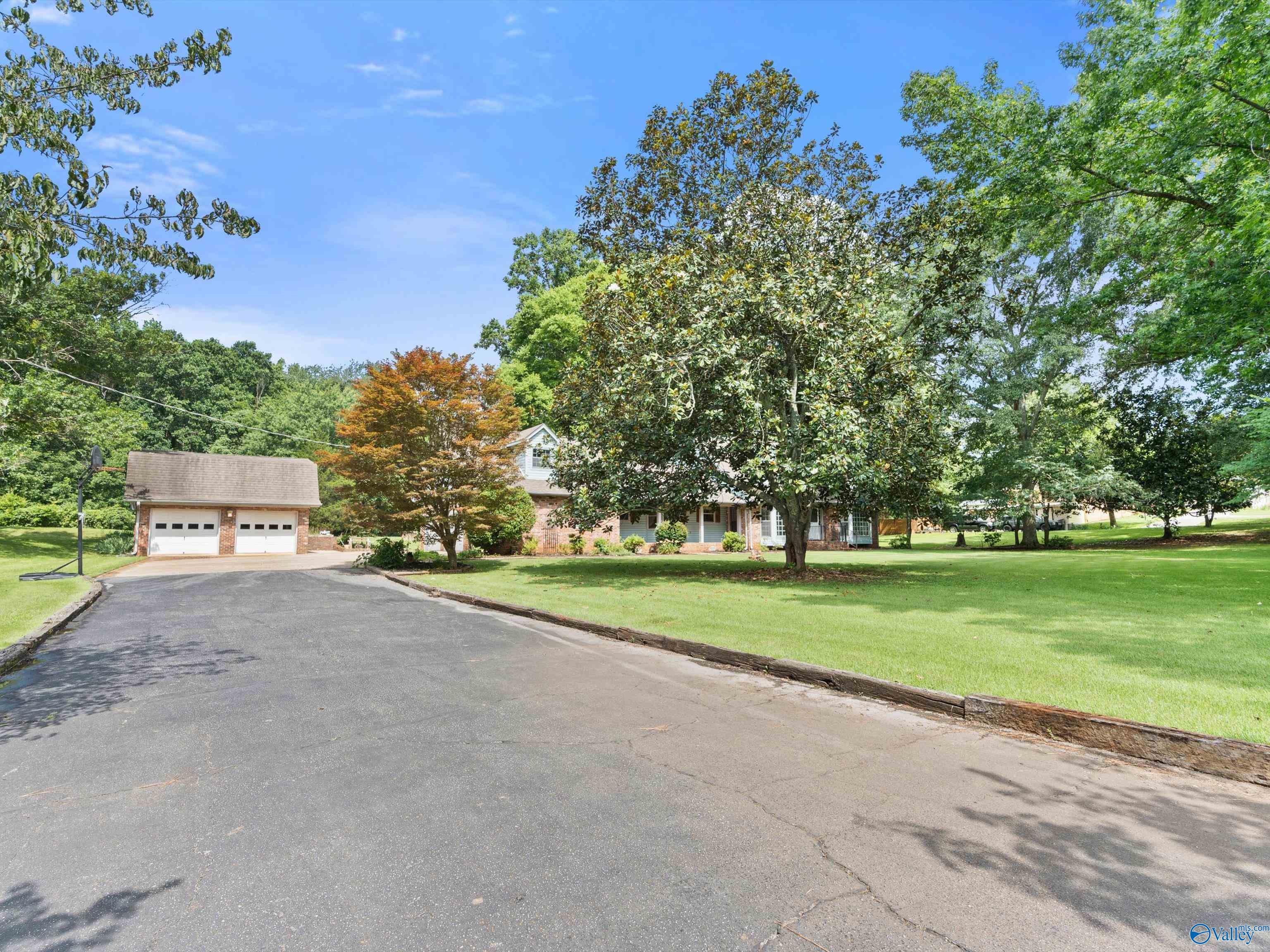 214 Rainbow Drive