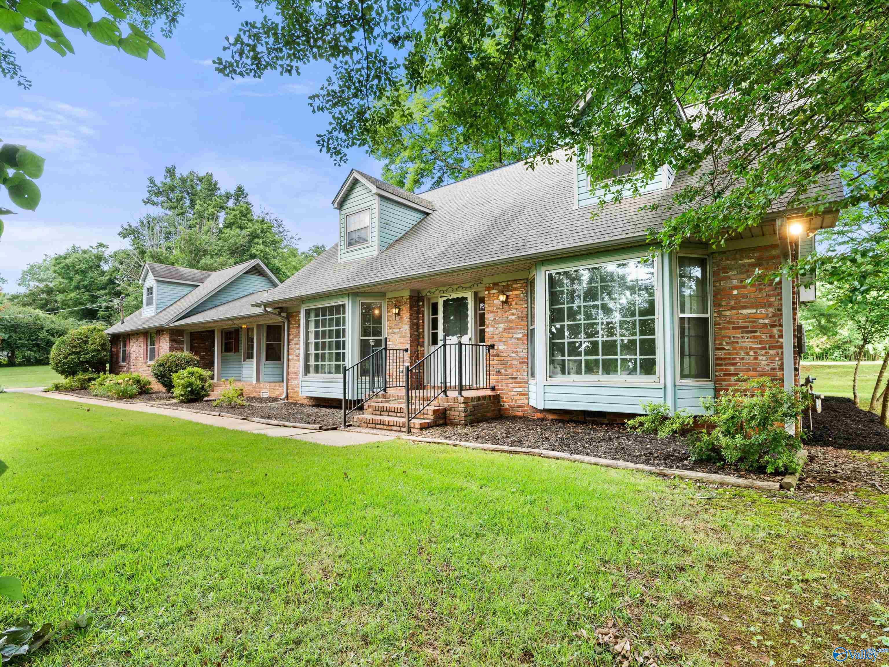 214 Rainbow Drive