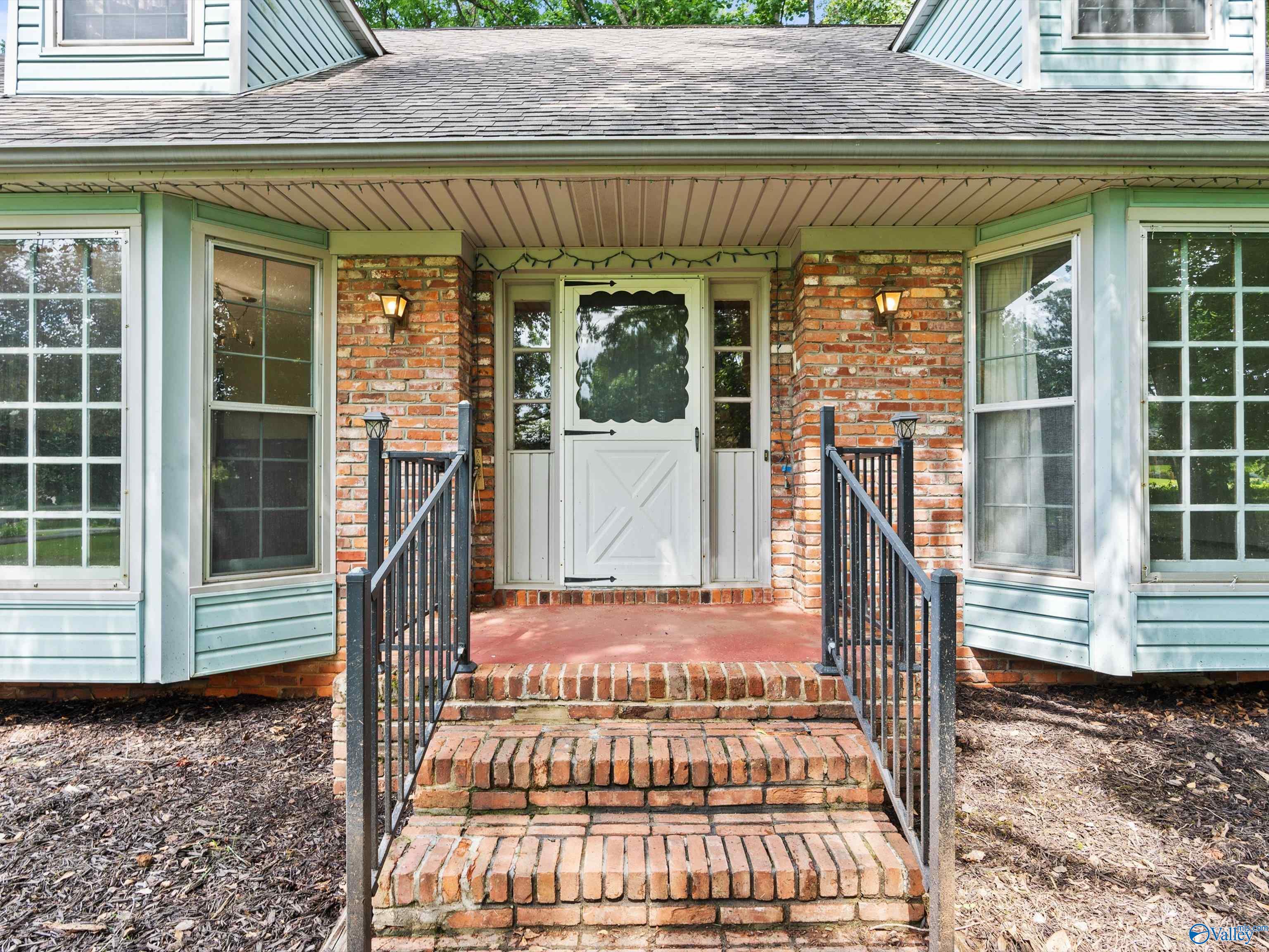214 Rainbow Drive