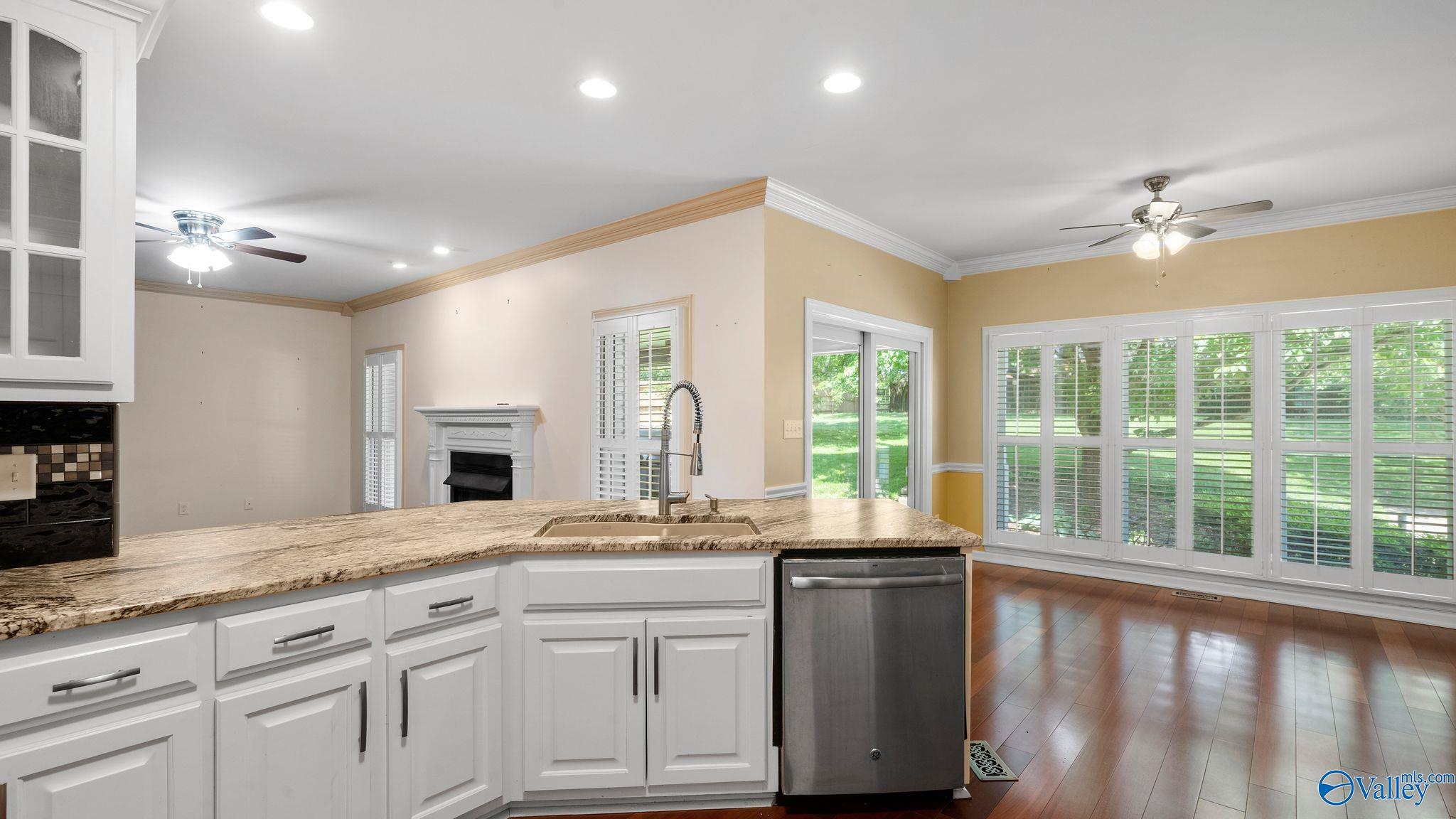 128 Murry Drive, Madison, Alabama image 16