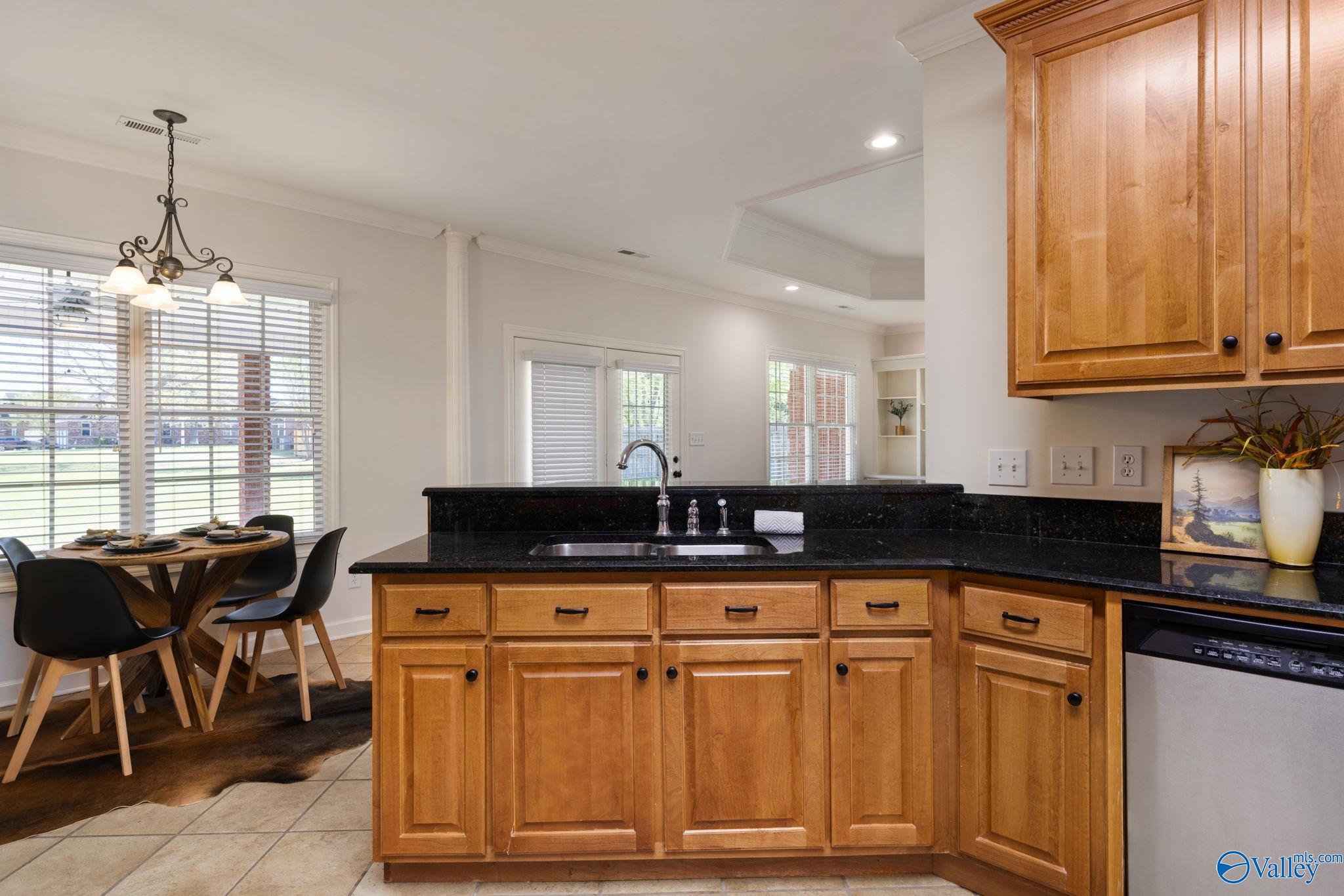 510 Chantels Way, Hartselle, Alabama image 13