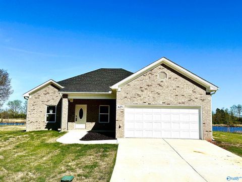 Photo of 625 County Road 487, Moulton, AL 35650 (MLS # 21913155)