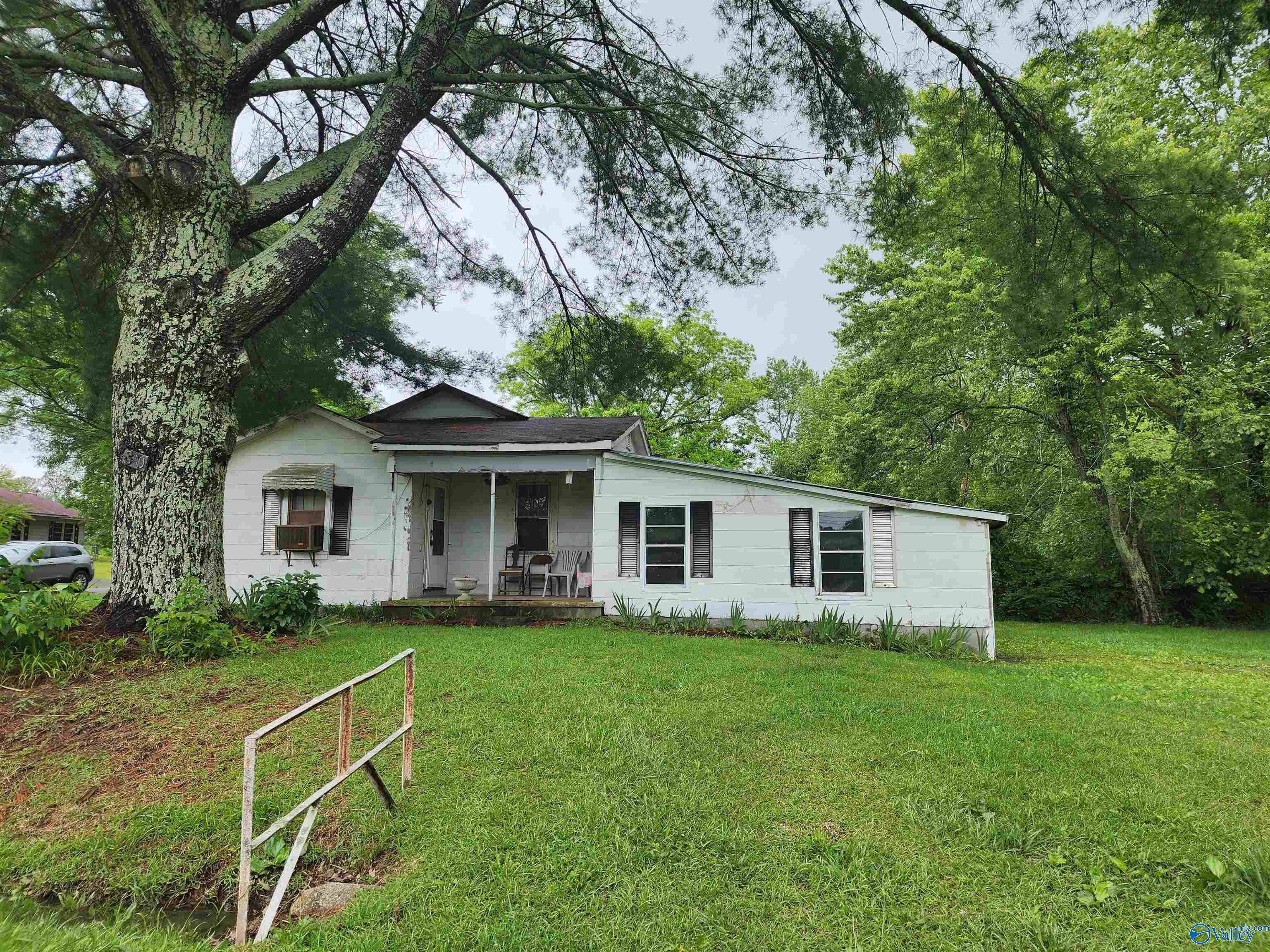810 Summerville Road, Boaz, Alabama image 5