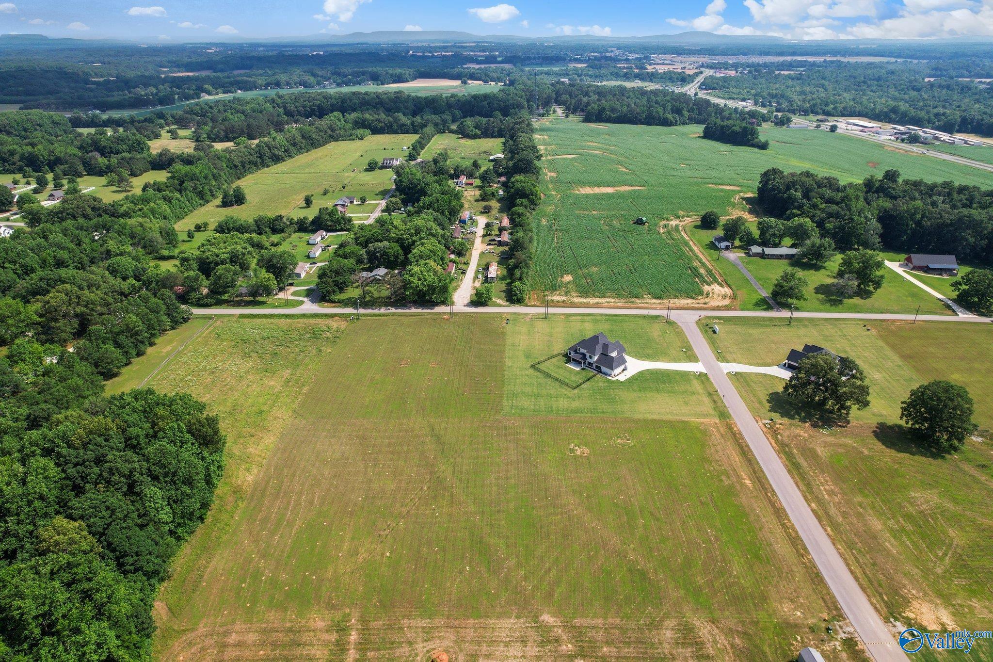 105 Sydney School Way, Hazel Green, Alabama image 4