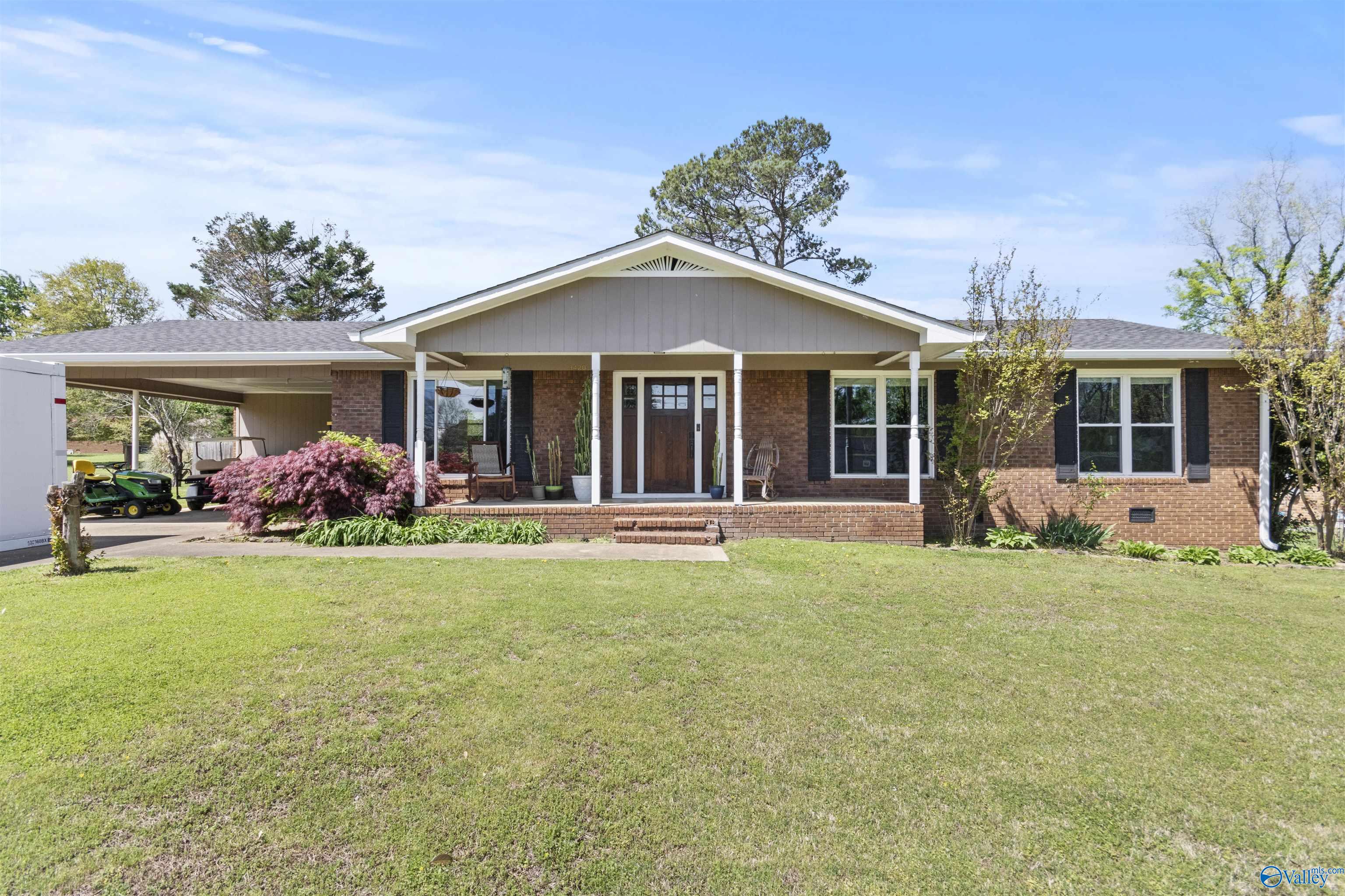 3420 Sorter Drive, Guntersville, Alabama image 1