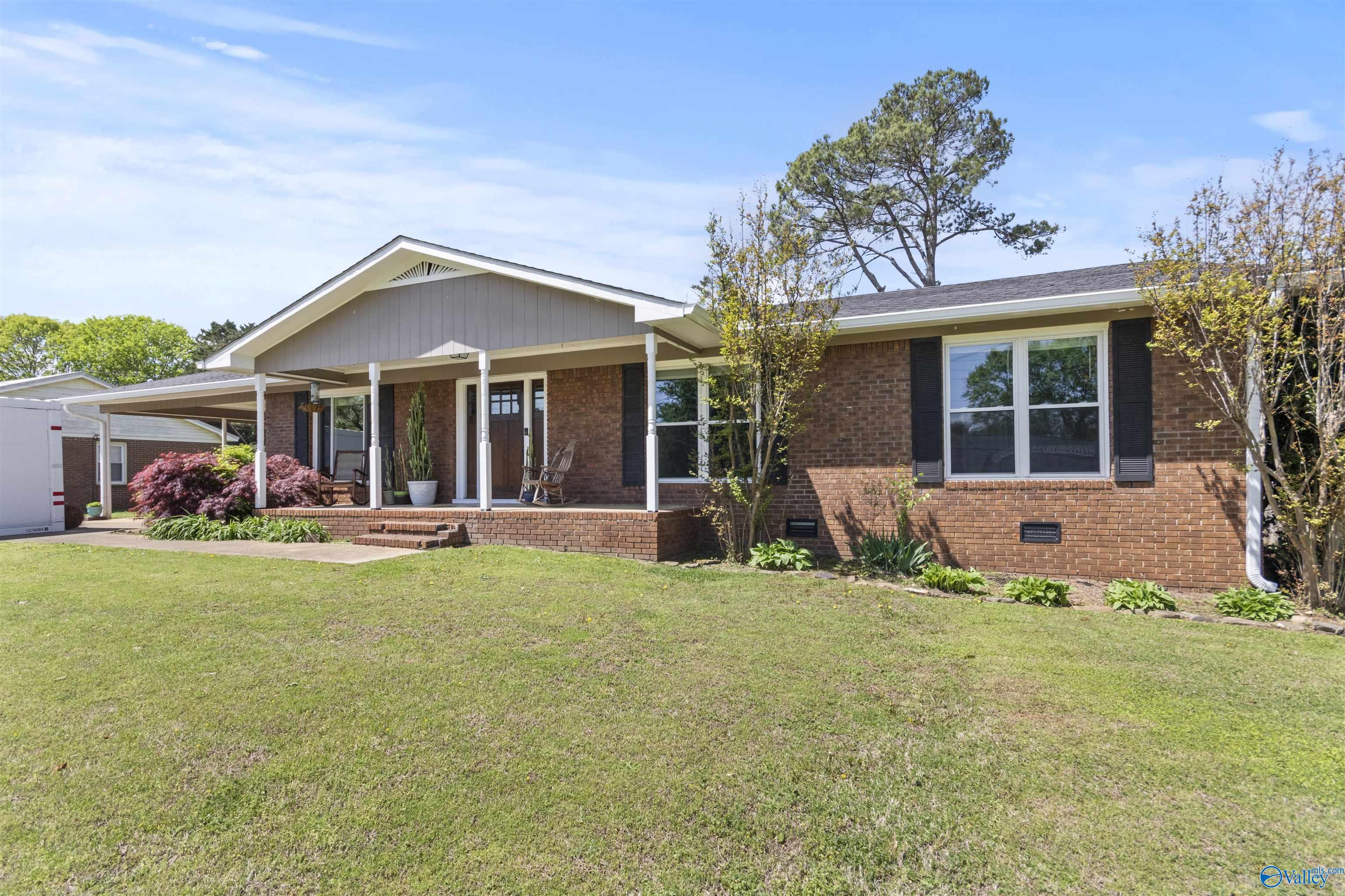 3420 Sorter Drive, Guntersville, Alabama image 2
