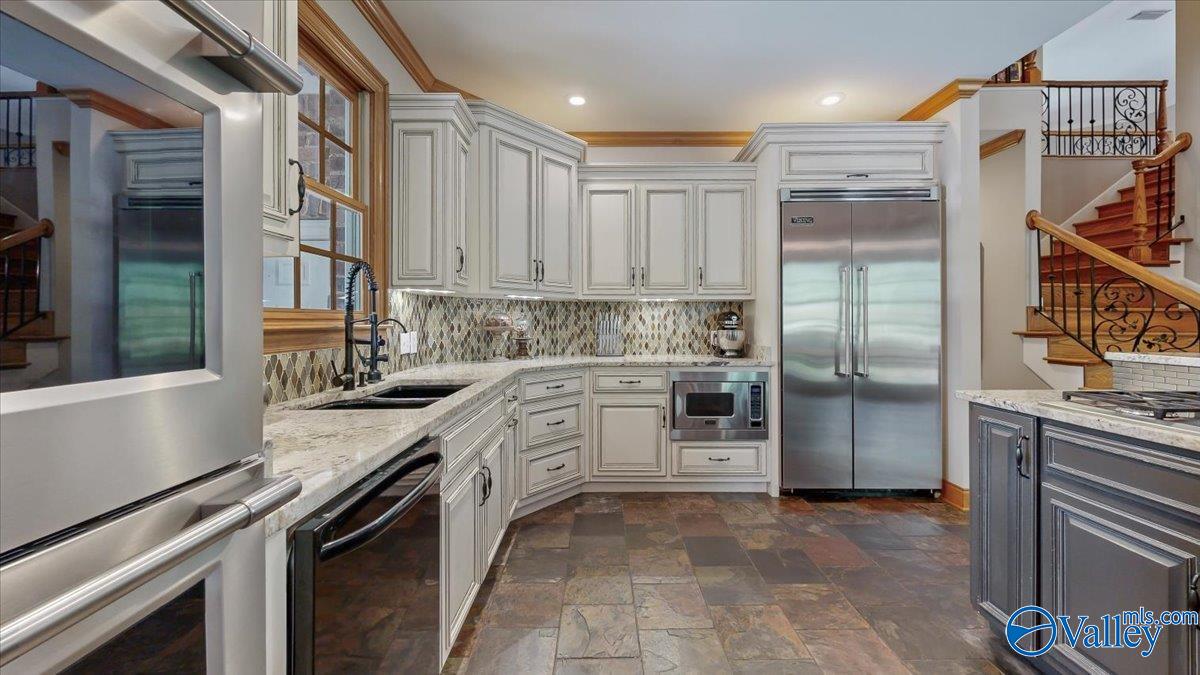 343 St Andrews Lane, Albertville, Alabama image 12