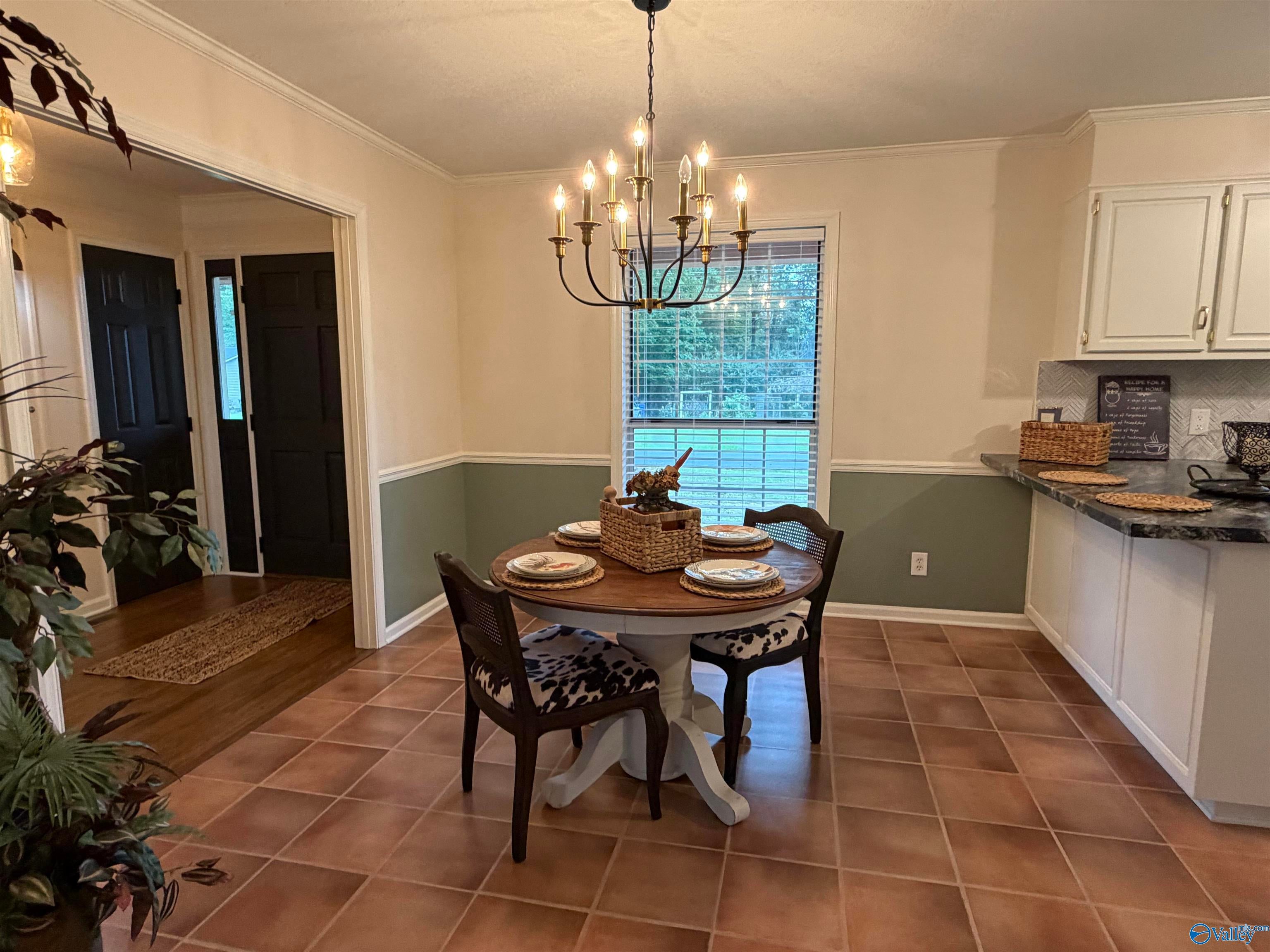 1807 Apache Drive