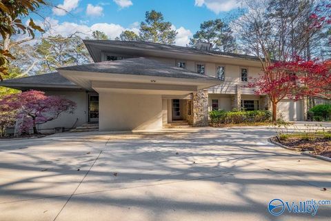 Photo of 120 River Brow Drive, Gadsden, AL 35901 (MLS # 21913168)