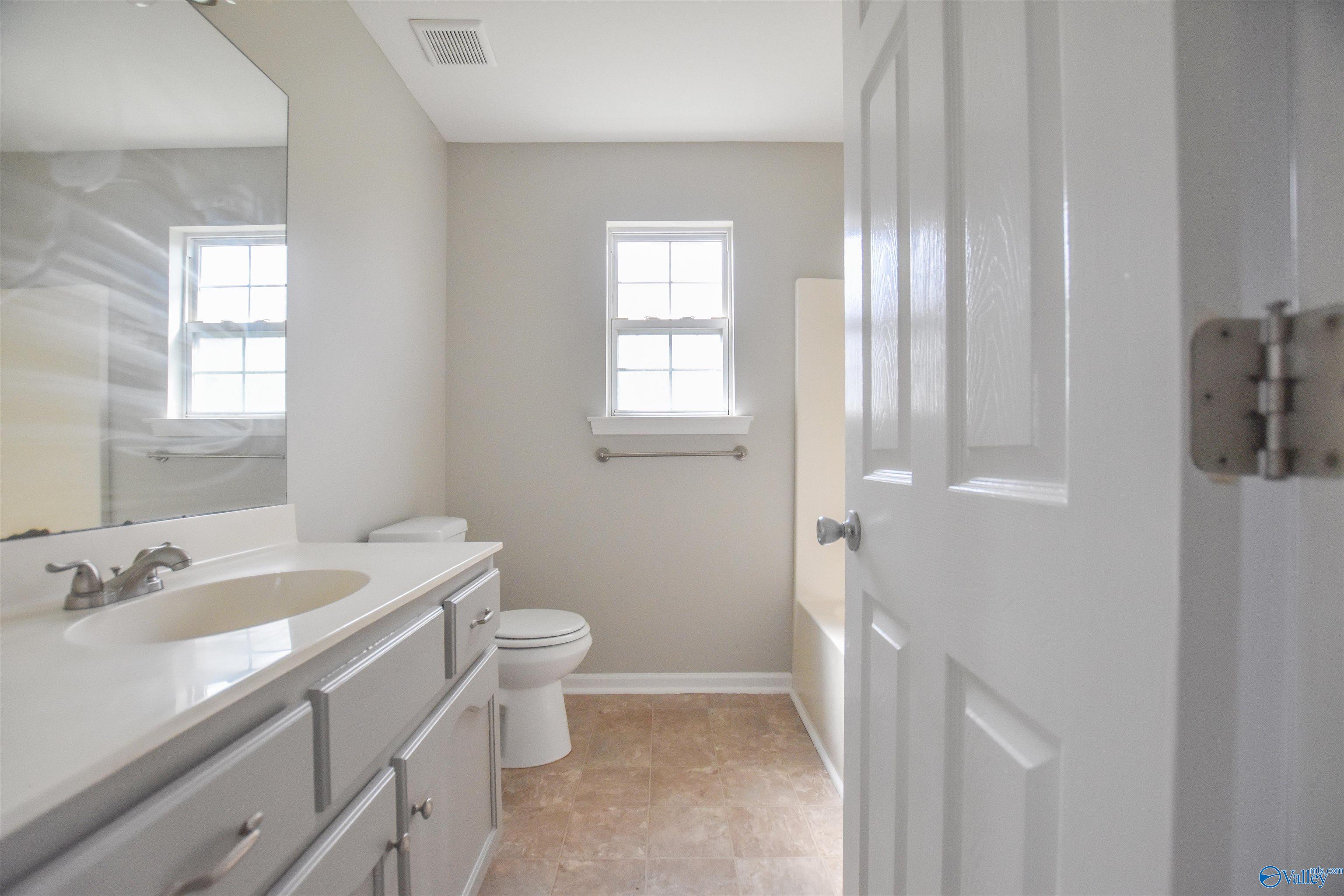 202 Travis Drive, Hazel Green, Alabama image 10