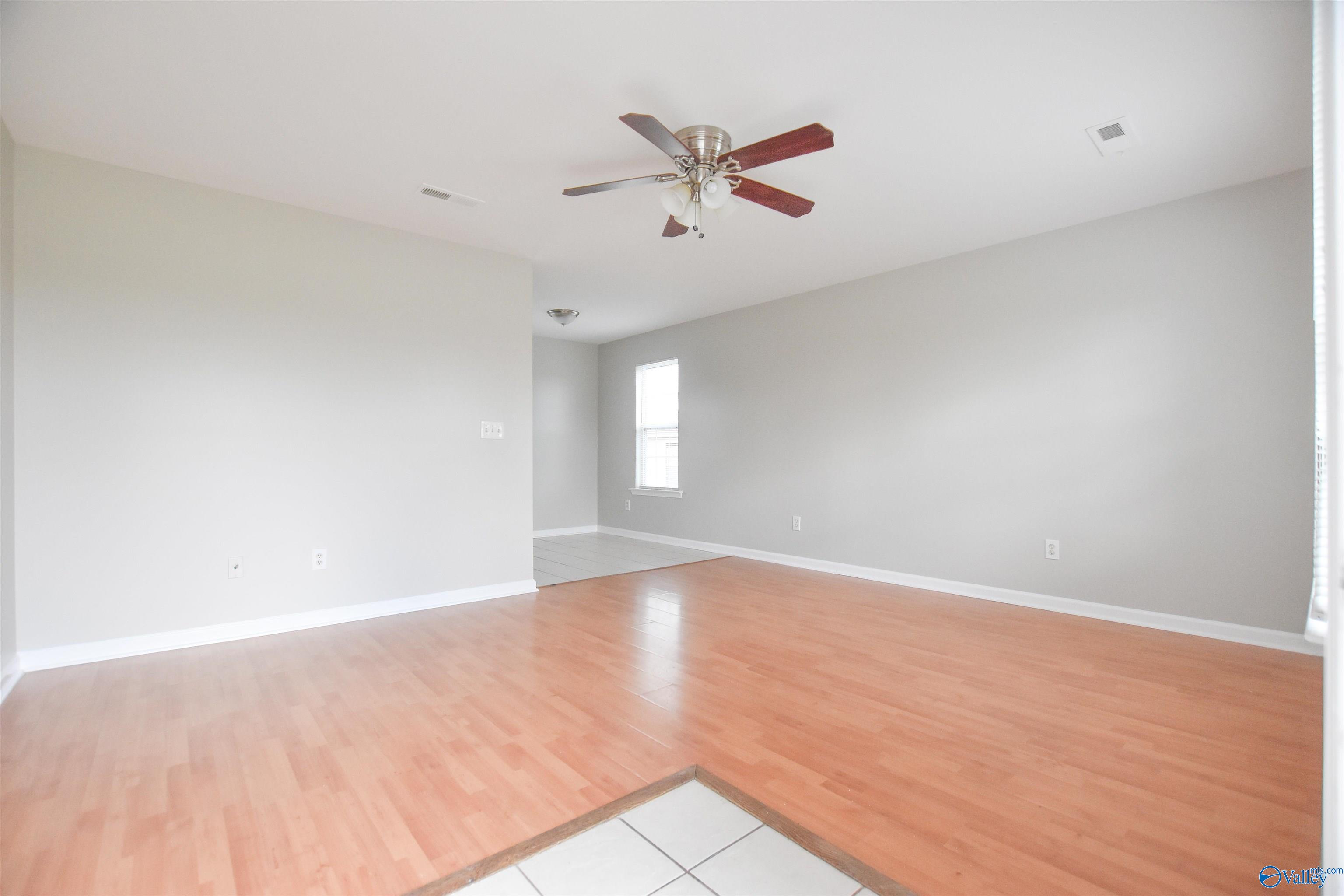 202 Travis Drive, Hazel Green, Alabama image 3