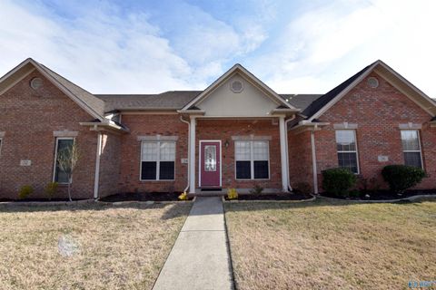 Townhouse For Sale - 54 Jackson Way<br/> Morgan County, Decatur, AL 35603