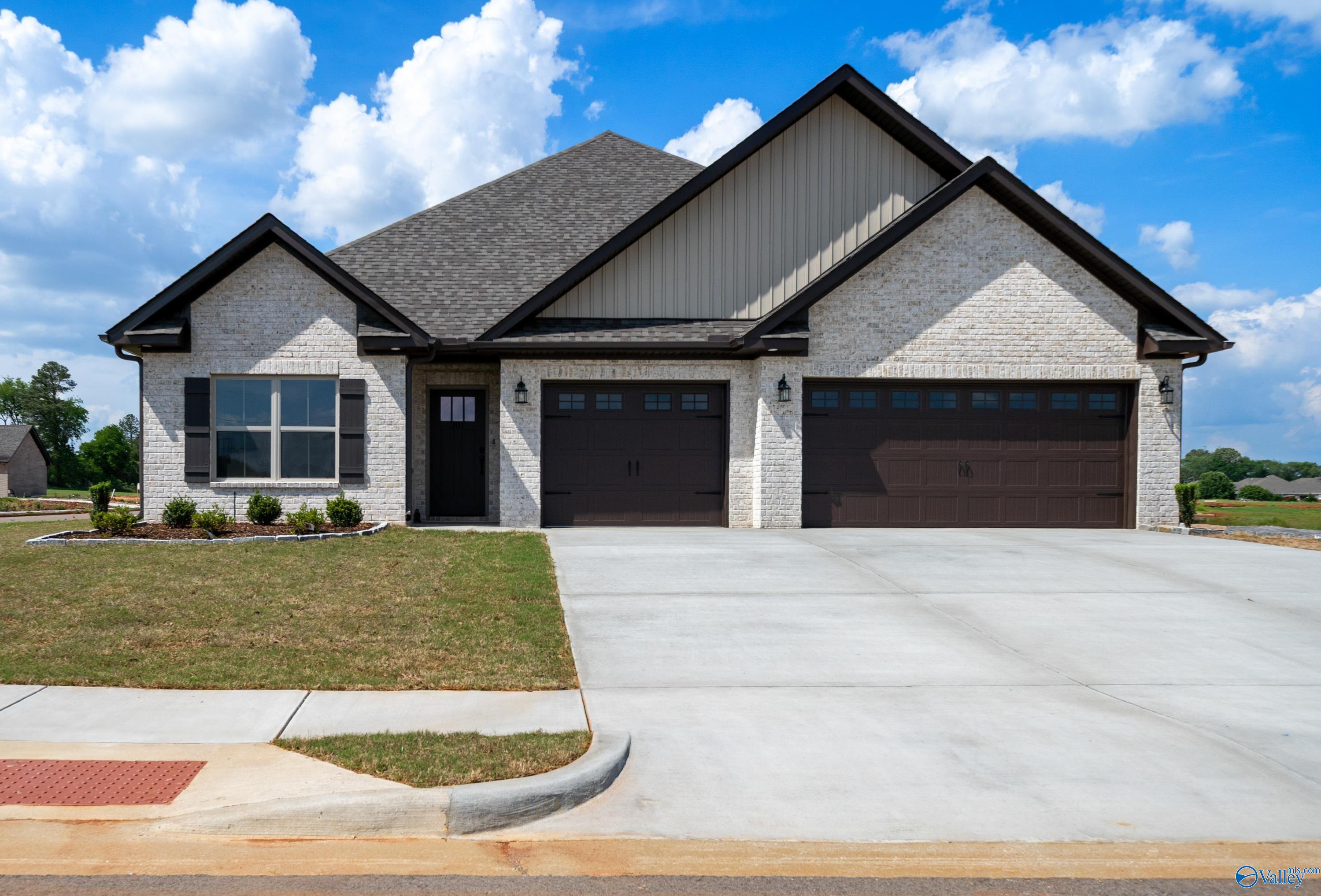 301 Plant View Drive