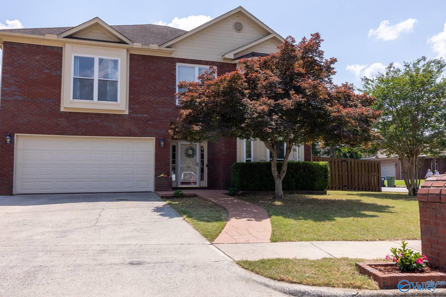 105 Lancaster Court SW